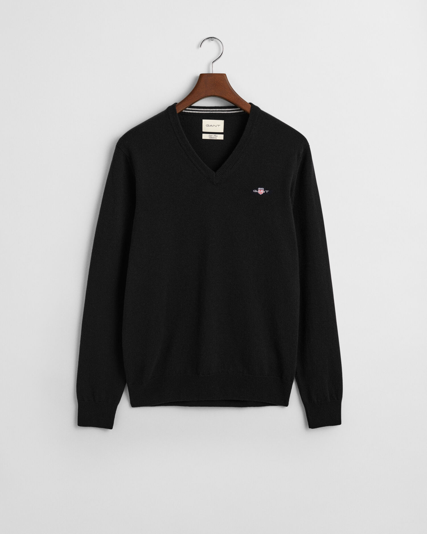 Superfine Lambswool V-Neck Pullover