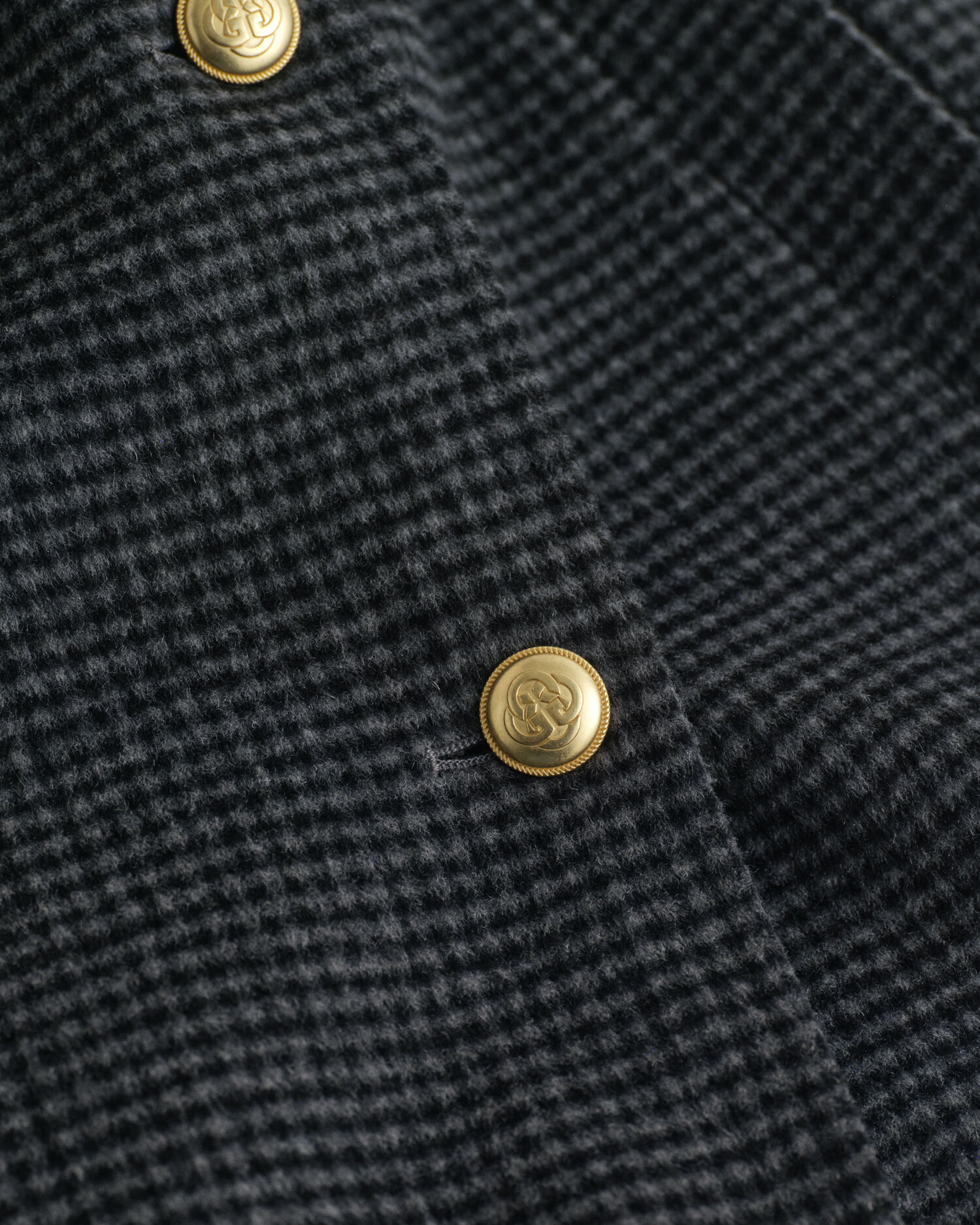 Handgenähter Mantel mit Karomuster