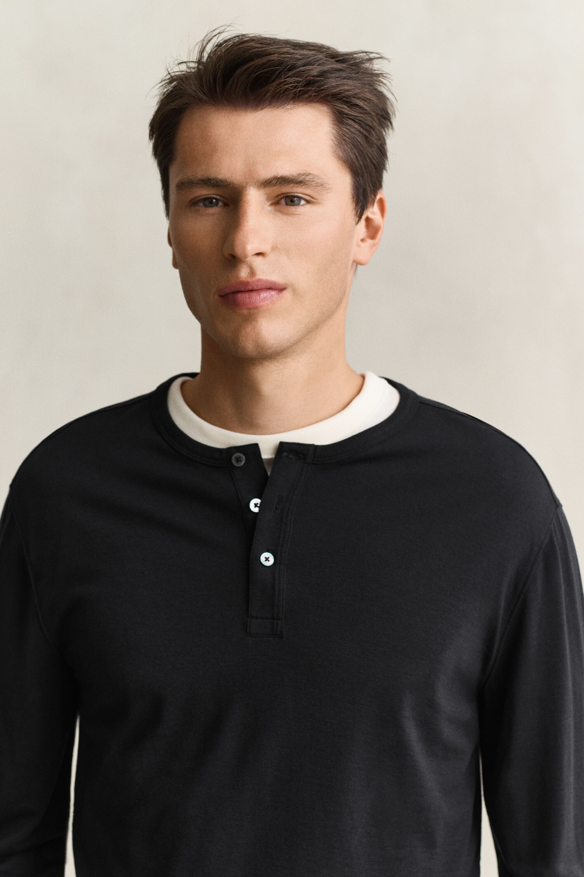 Henley-Shirt