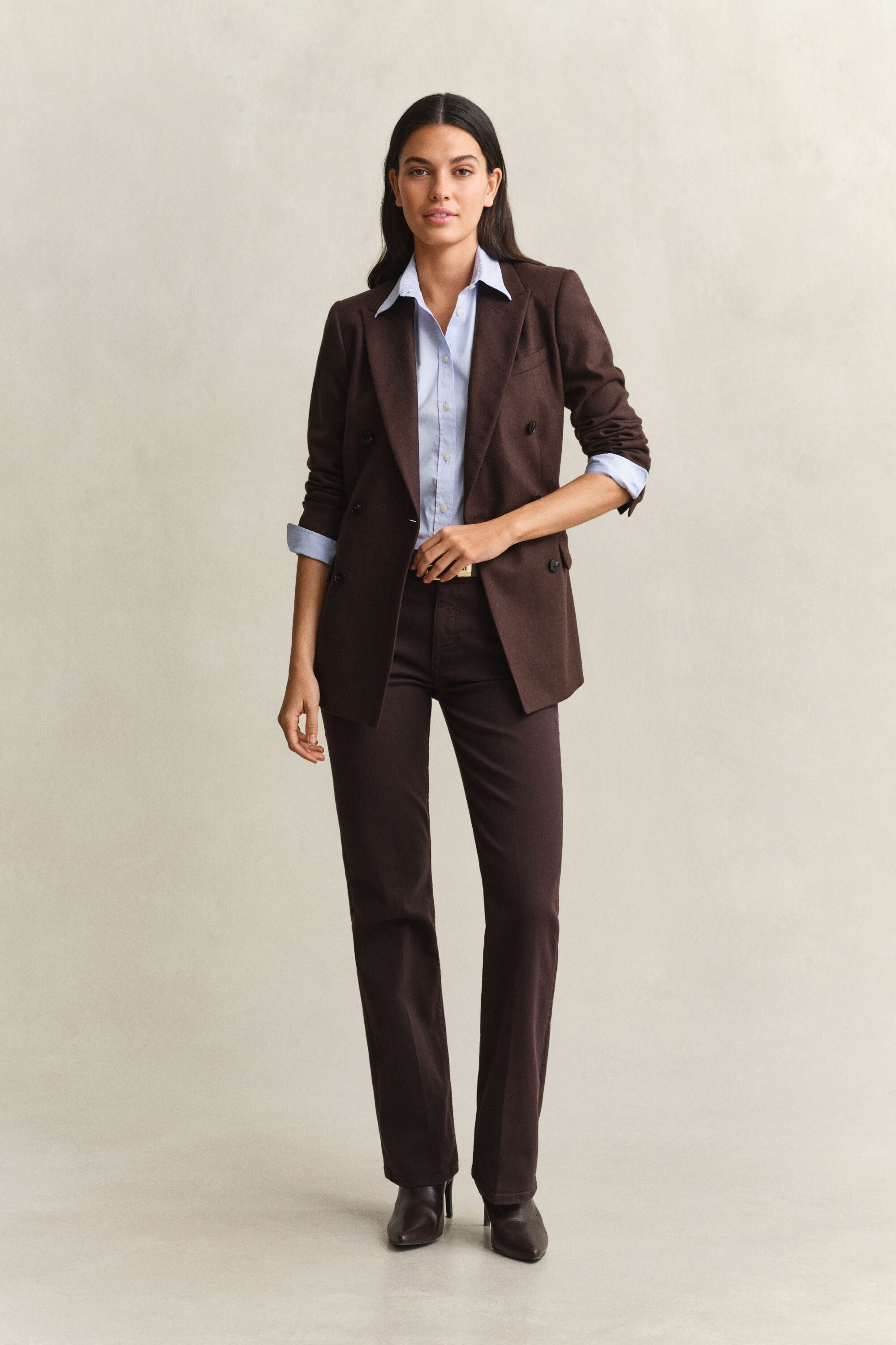 Farbige Slim Fit Jeans mit ausgestelltem Bein
