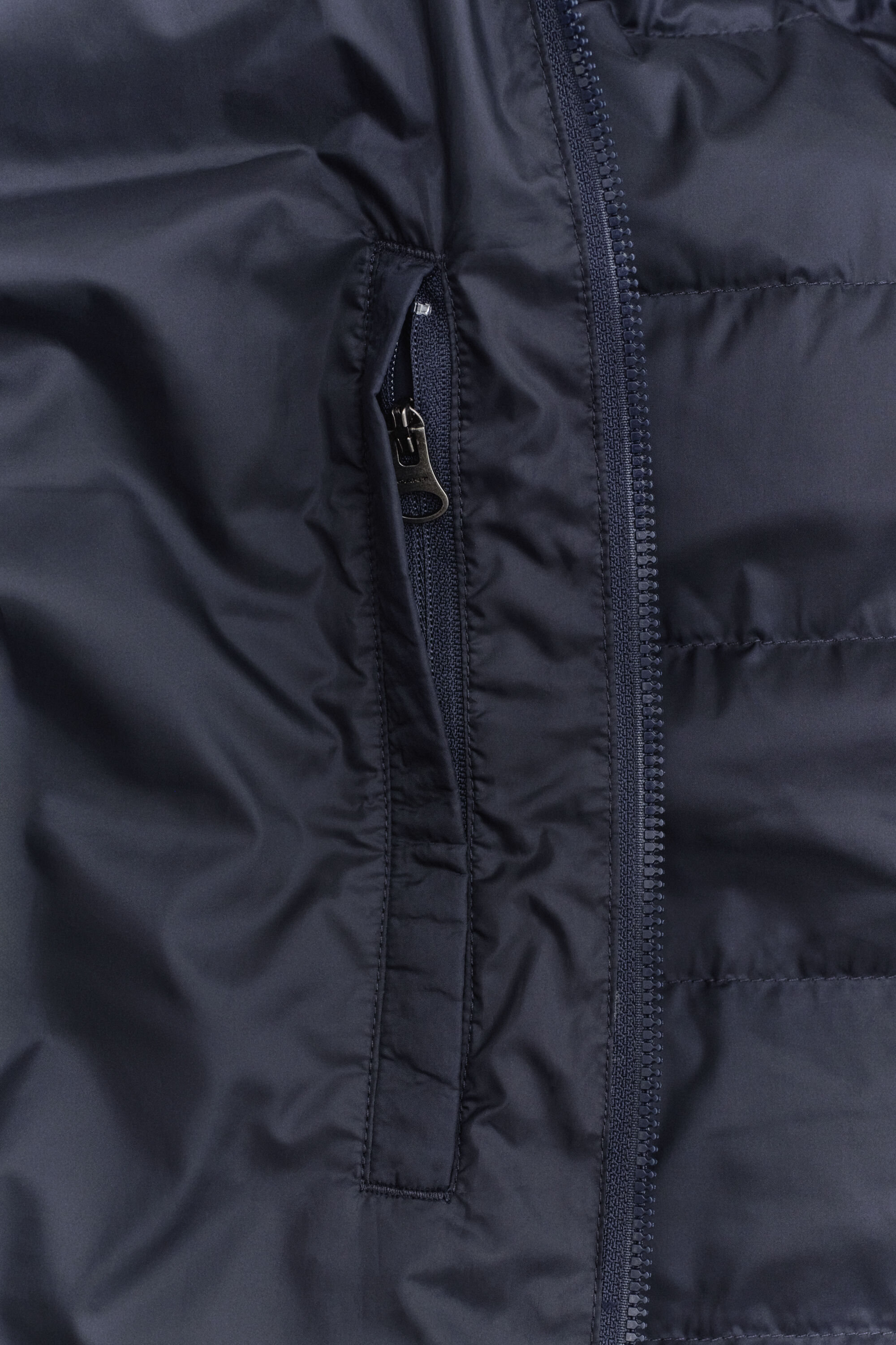 Leichte Daunenjacke