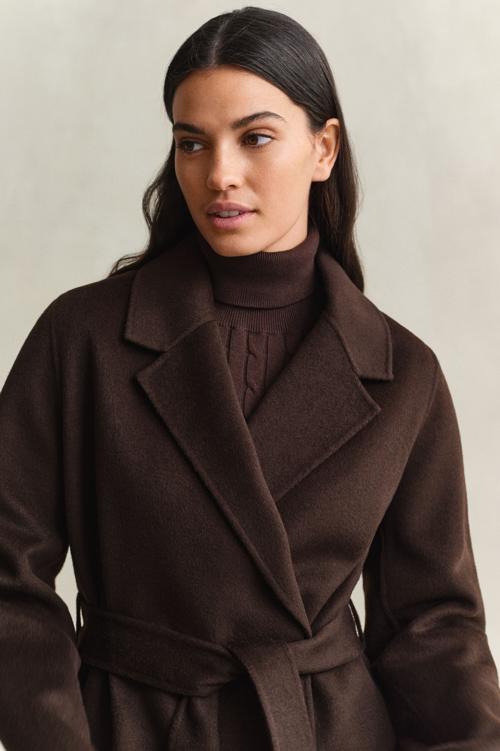Handgenähte Jacke mit Gürtel