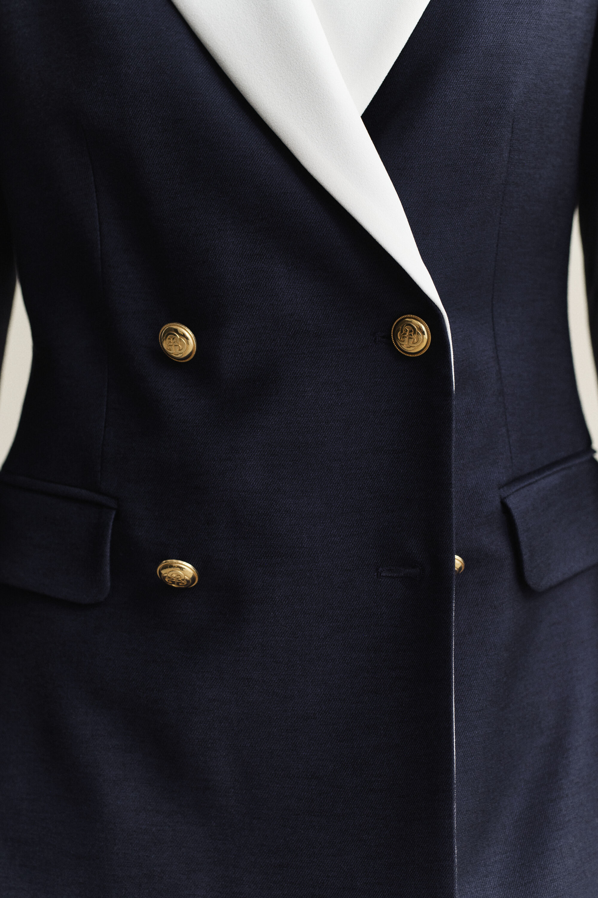 Club Blazer mit Kontrastkragen