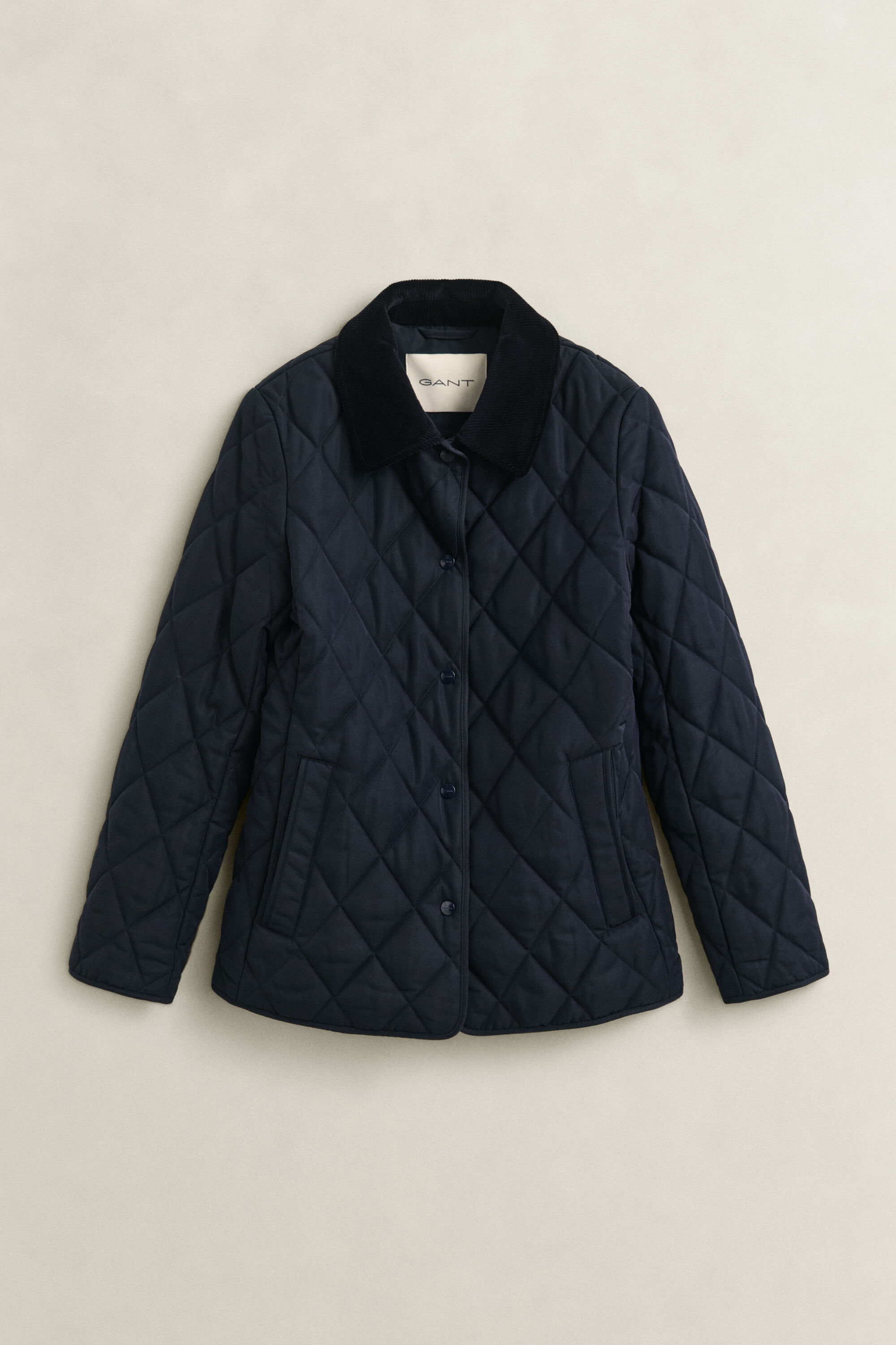 Taillierte Steppjacke