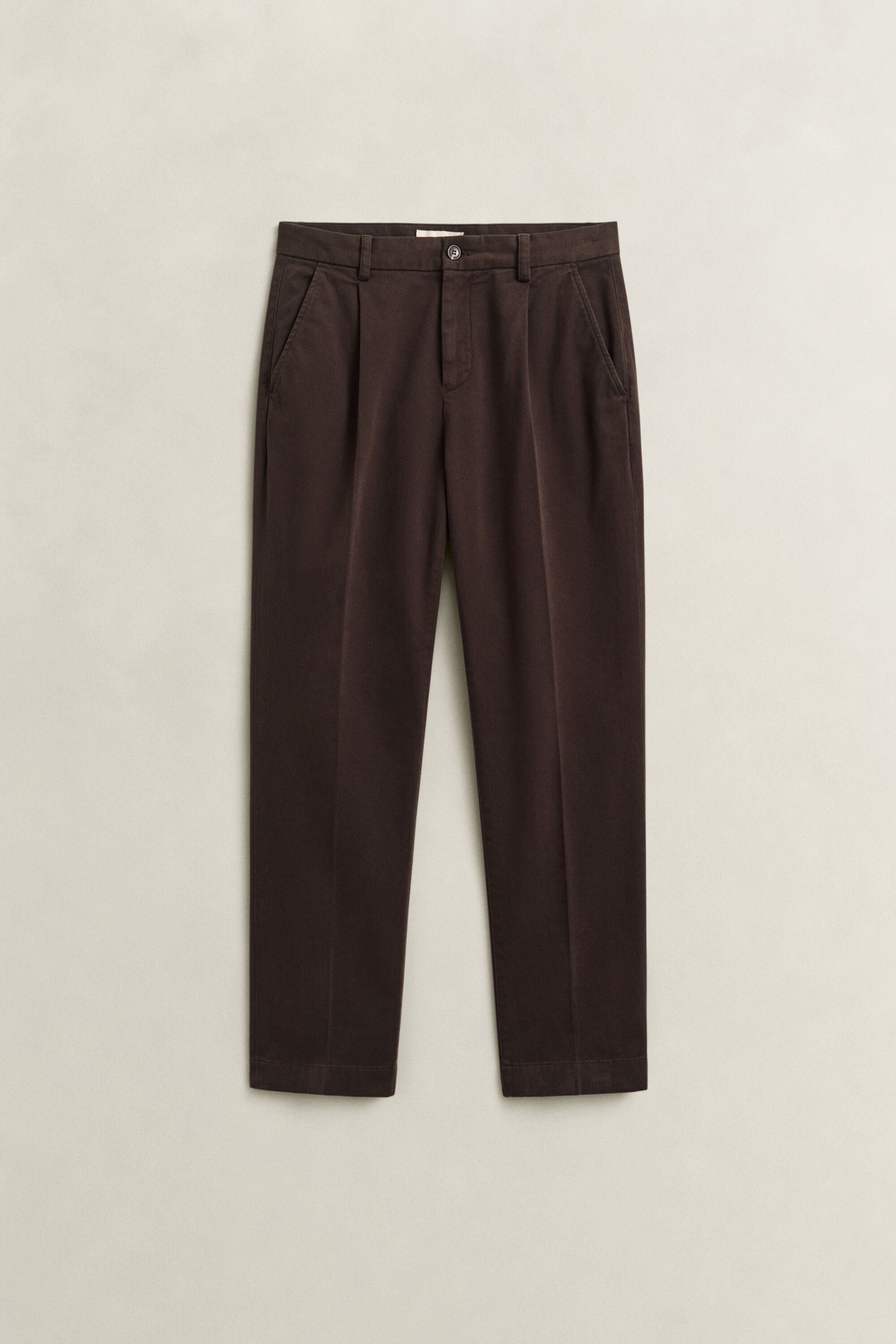 Schmal zulaufende Chinohose