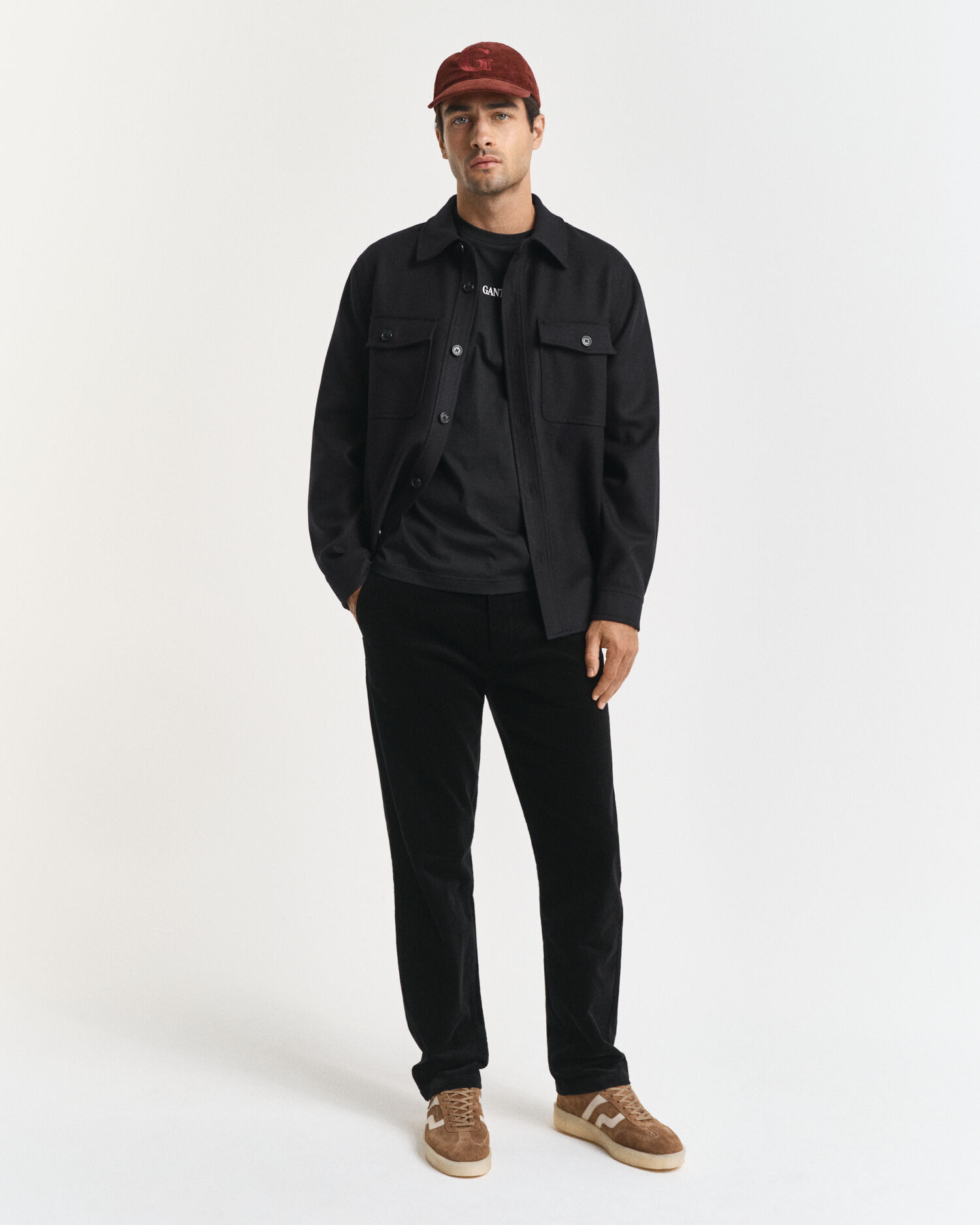 T-Shirt mit kleiner Grafik