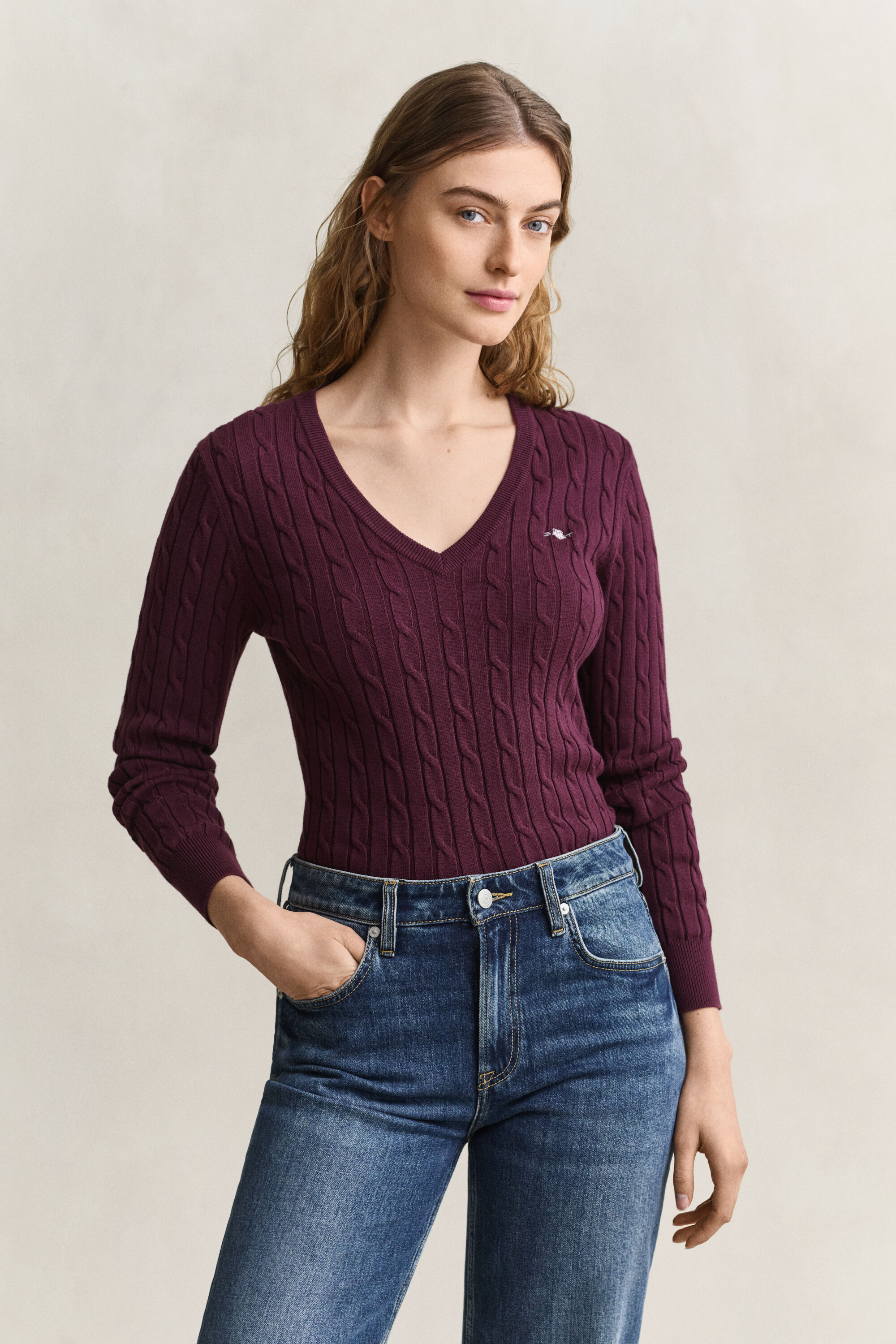 Zopfstrick V-Neck Pullover aus Stretch-Baumwolle