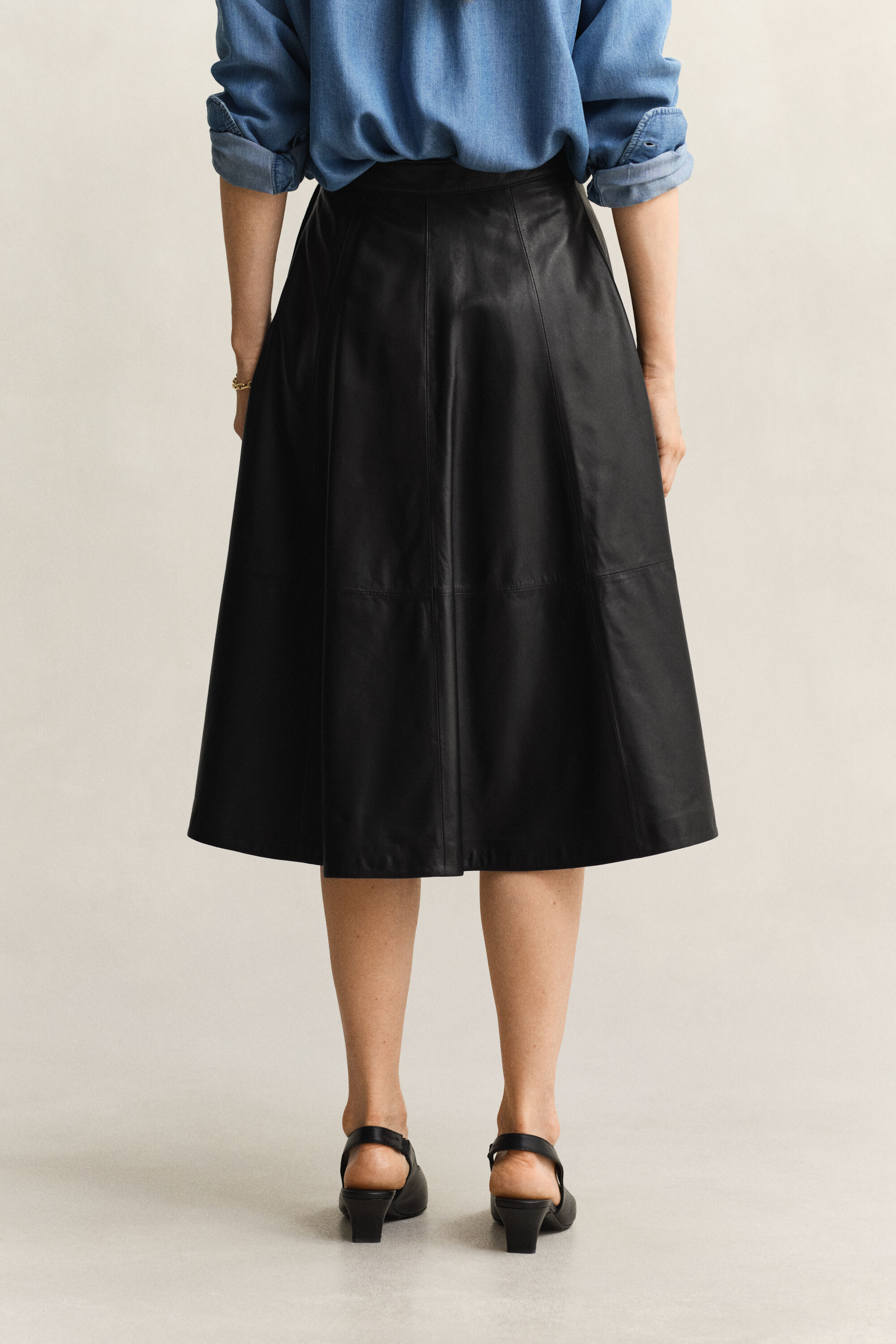 Ausgestellter Lederrock