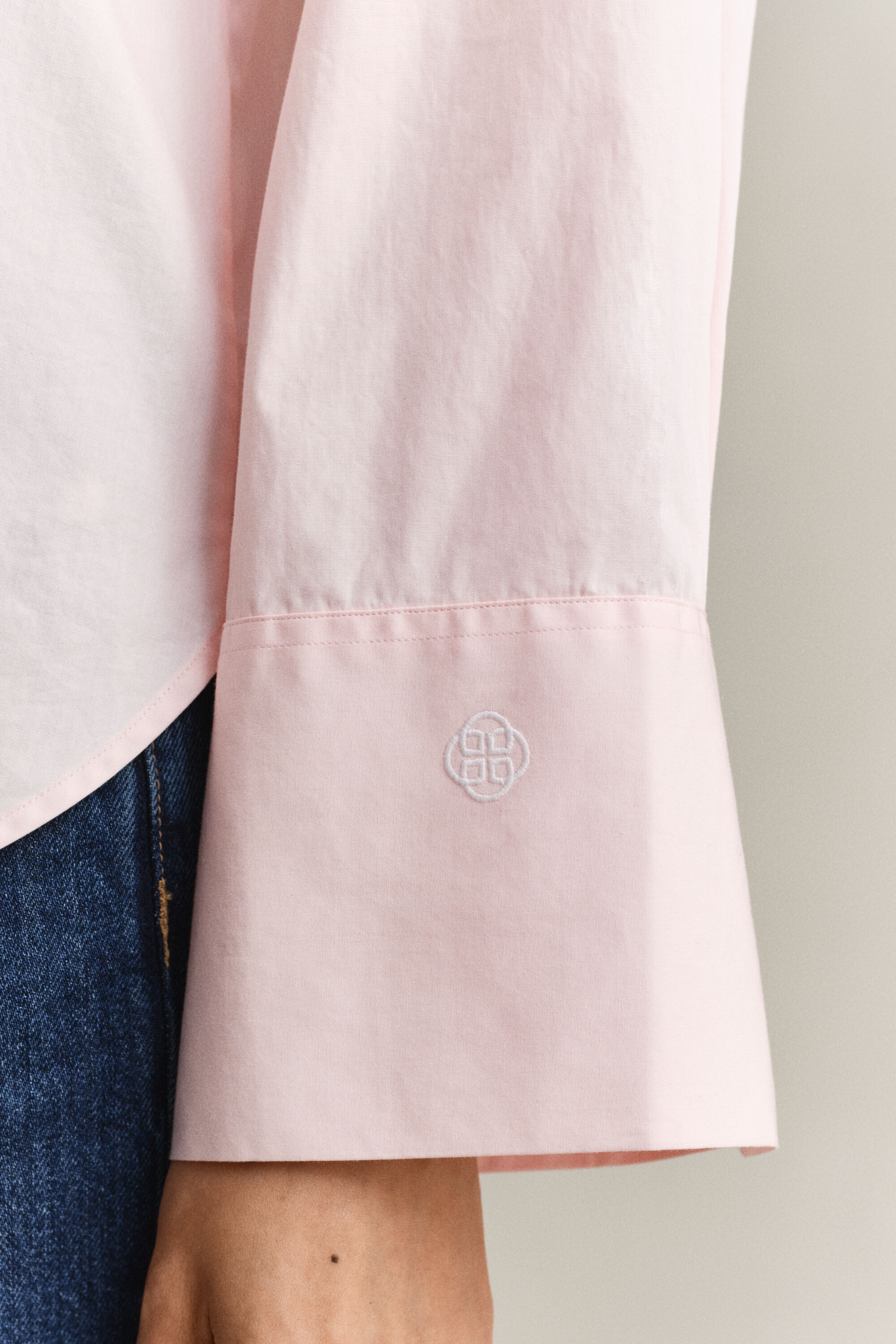 Classic Popeline-Bluse mit weiten Ärmeln