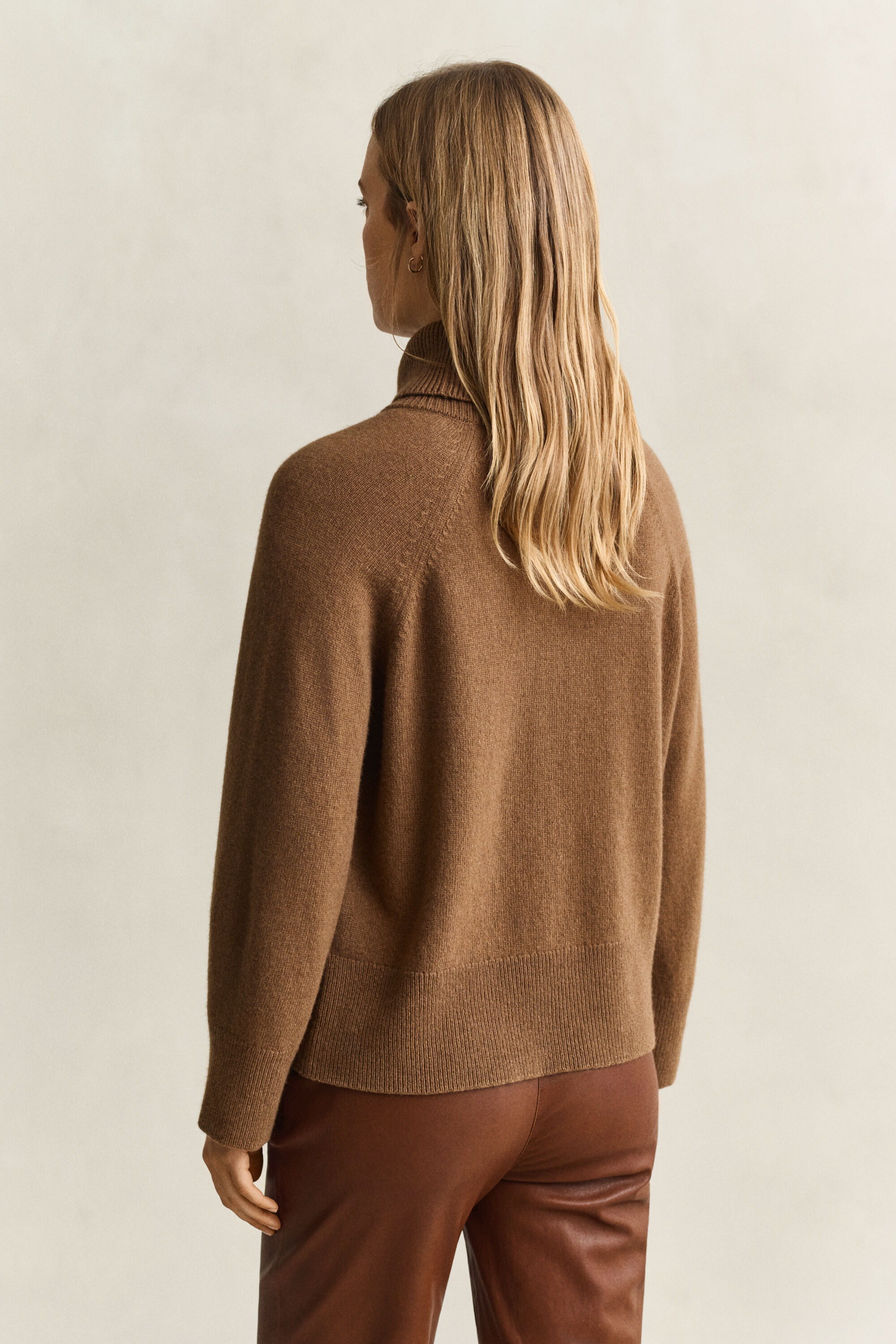Rollkragenpullover aus Wolle und Kaschmir