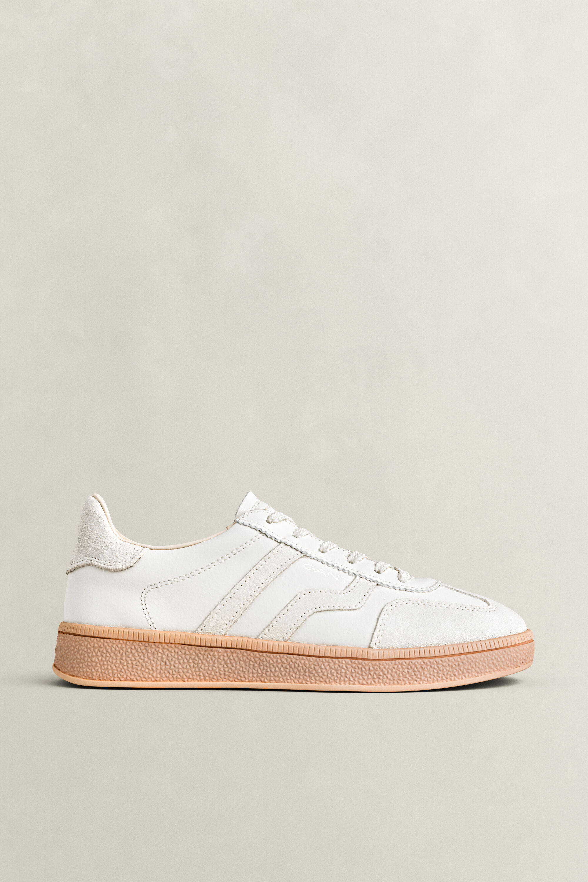 Cuzima Sneaker aus Veloursleder