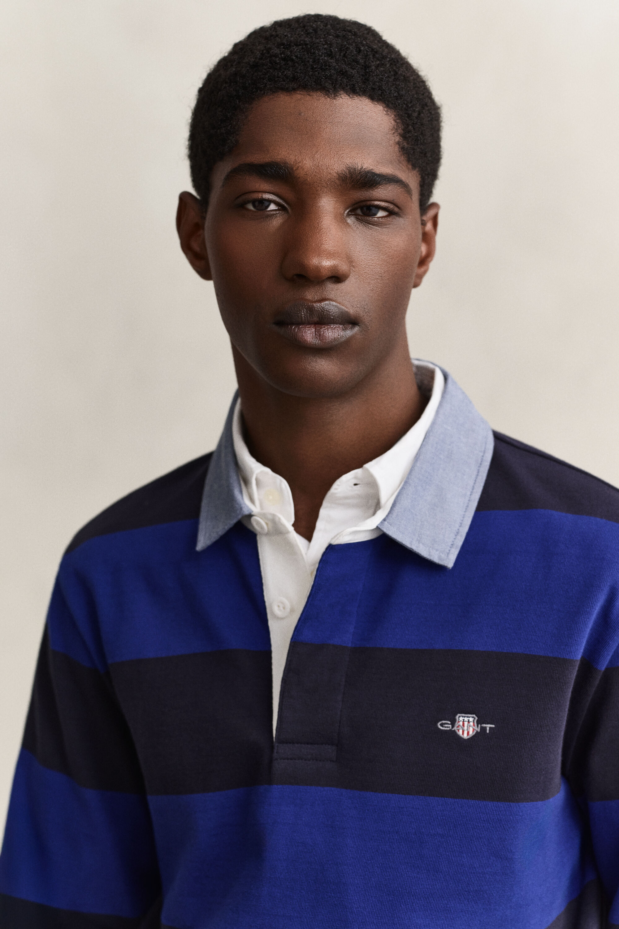 Gestreiftes Heavy Rugger mit Chambray-Kragen