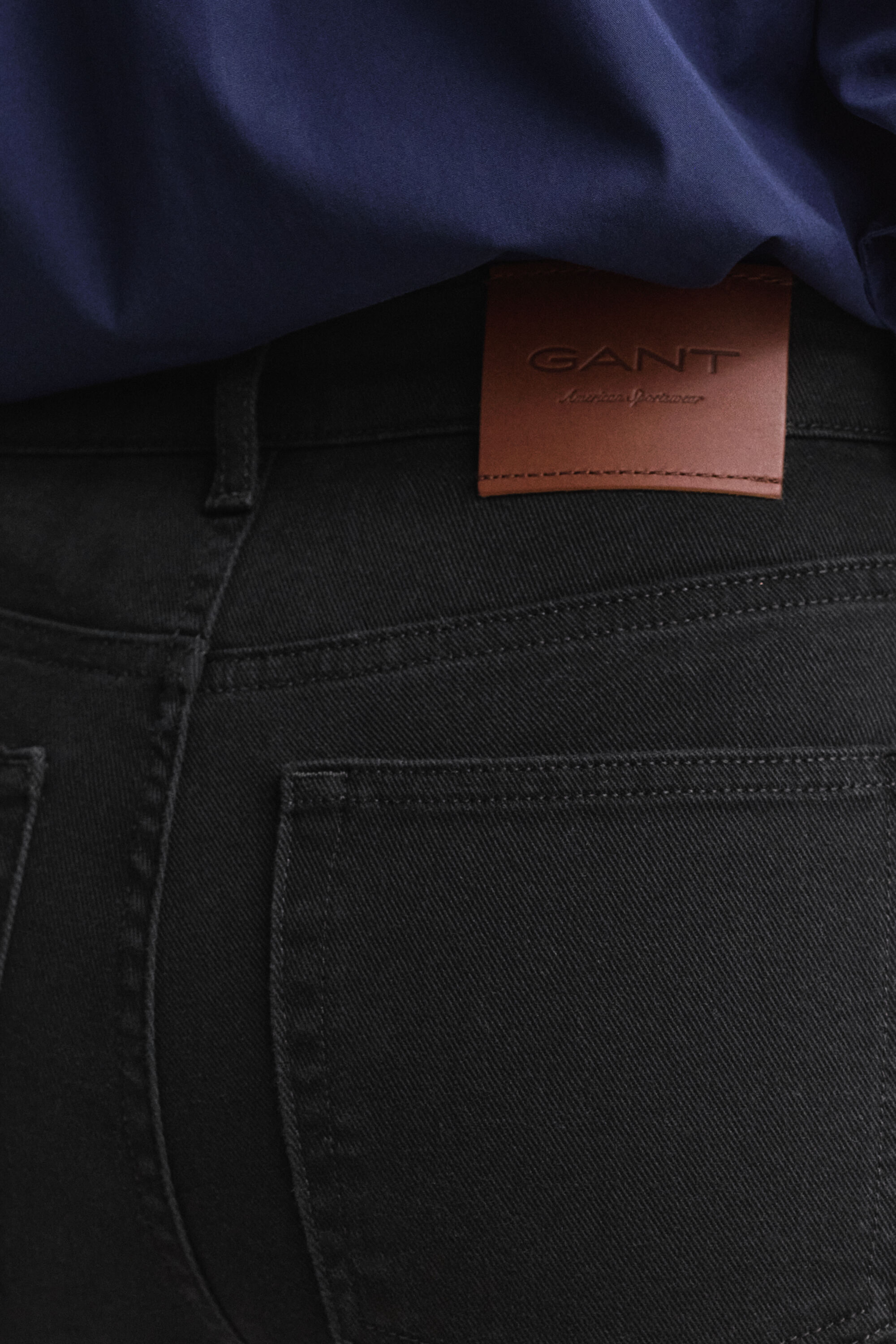 Ausgestellte Slim Fit Stretch-Jeans