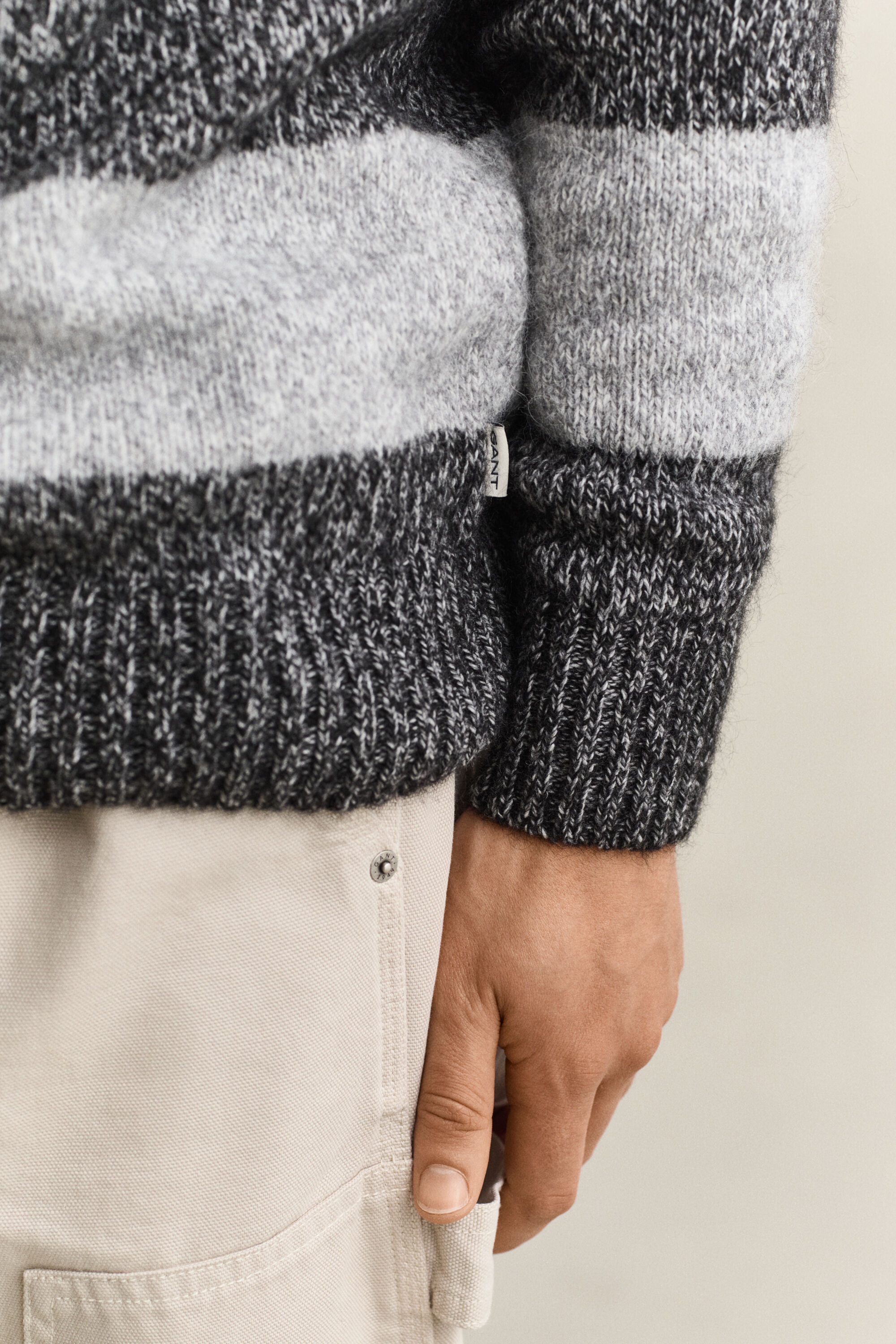 Gestreifter Polopullover aus Alpaka-Woll-Gemisch