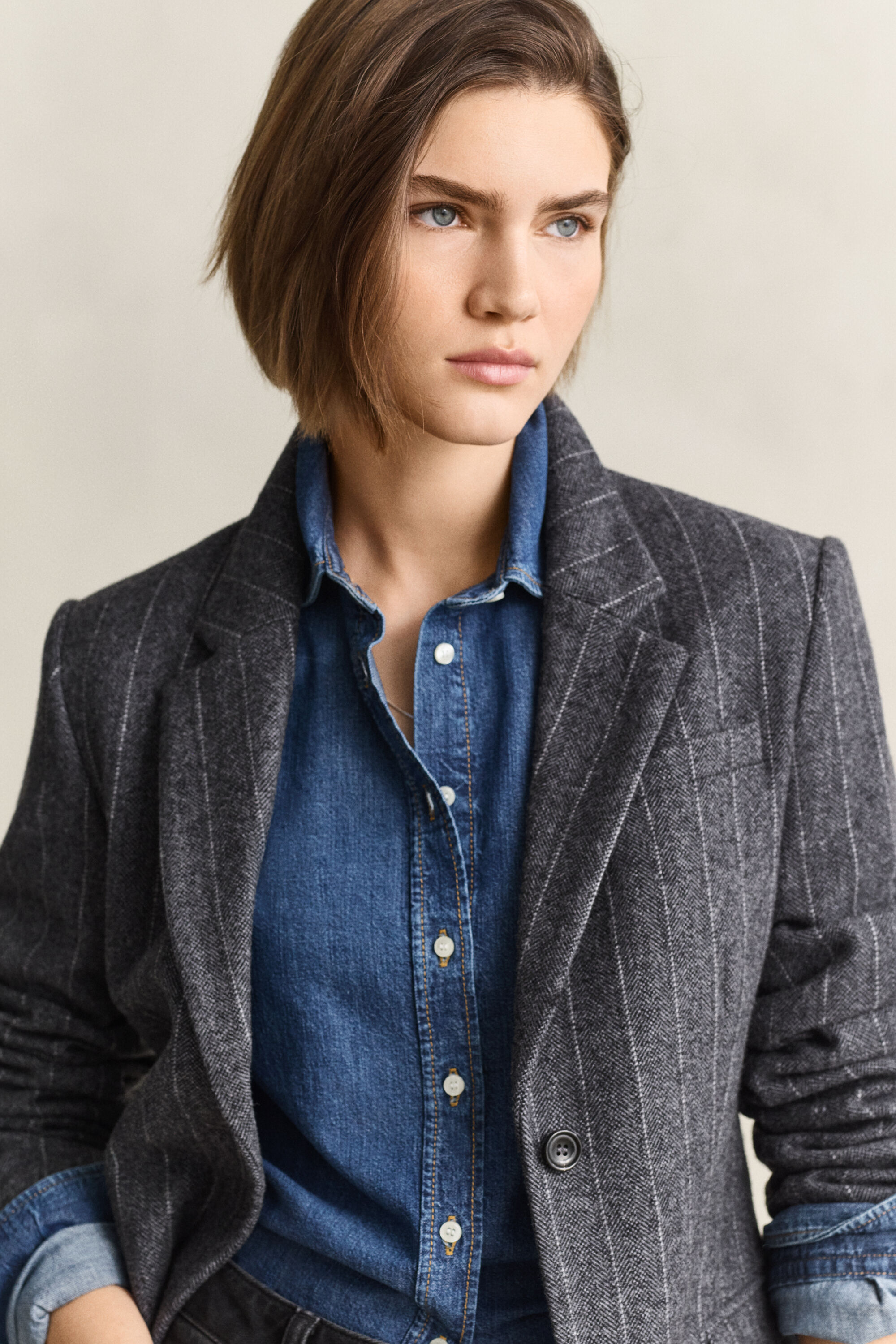 Sanduhr-Blazer mit Nadelstreifen
