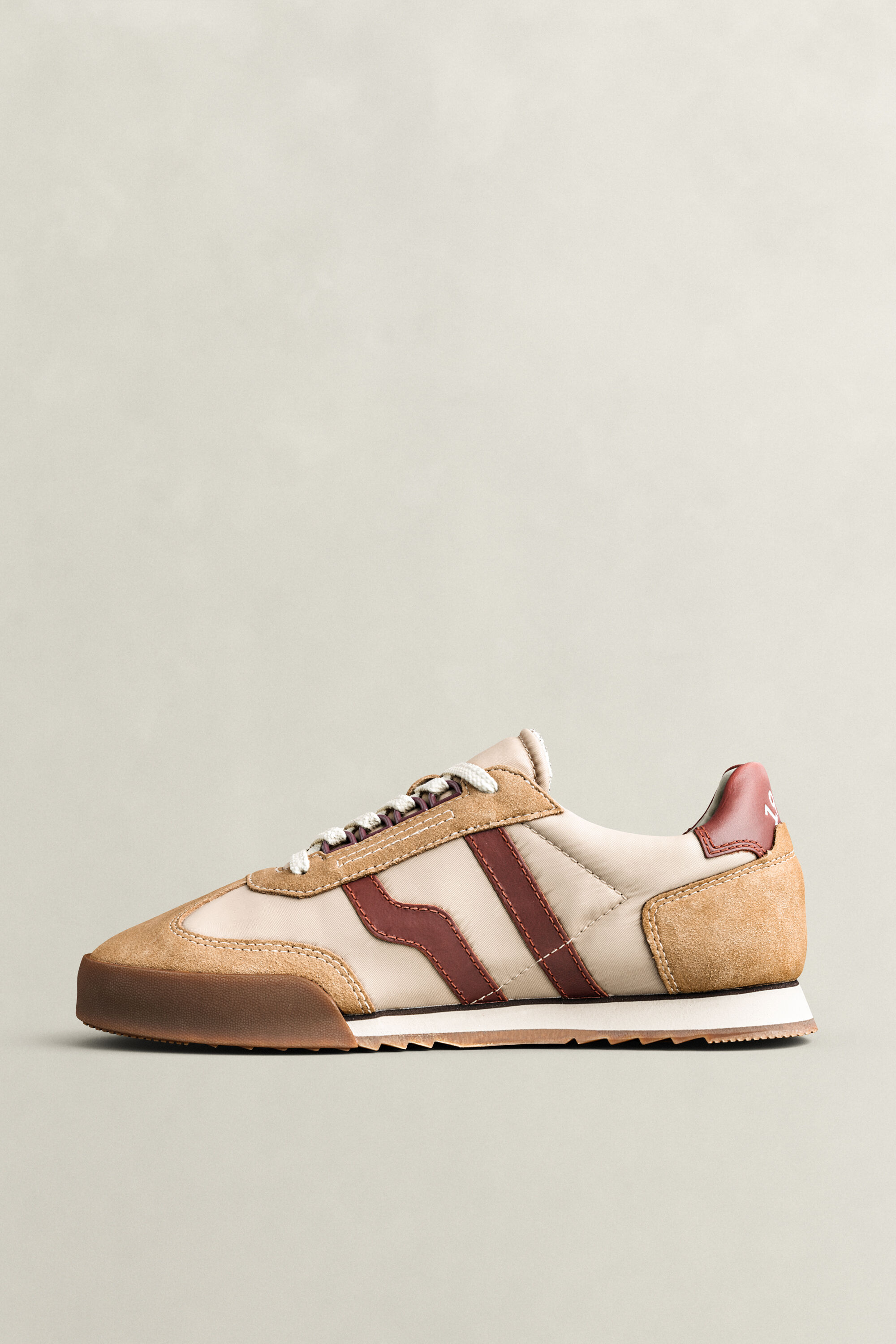 Baylle Sneaker aus Veloursleder