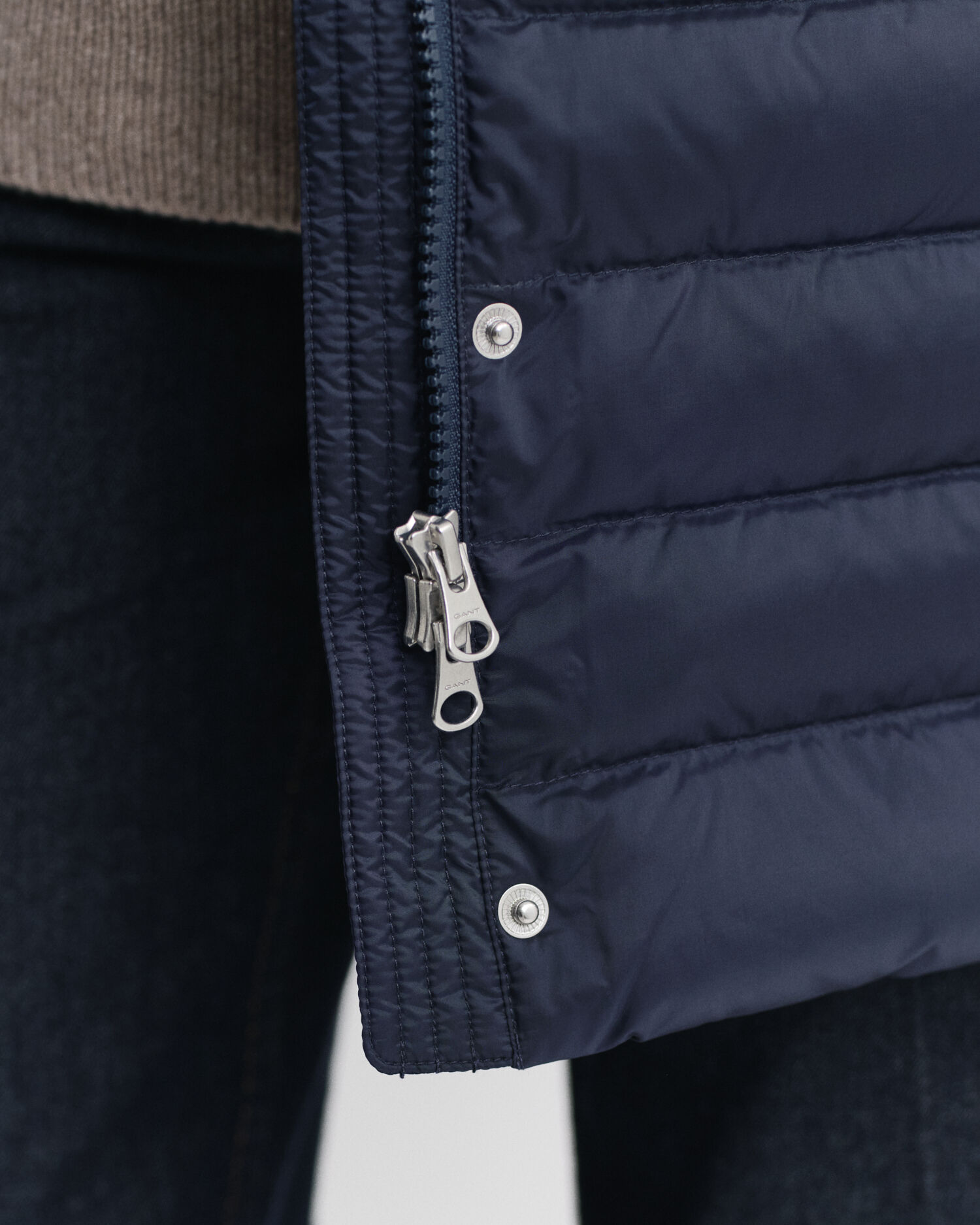 Leichter Daunenmantel