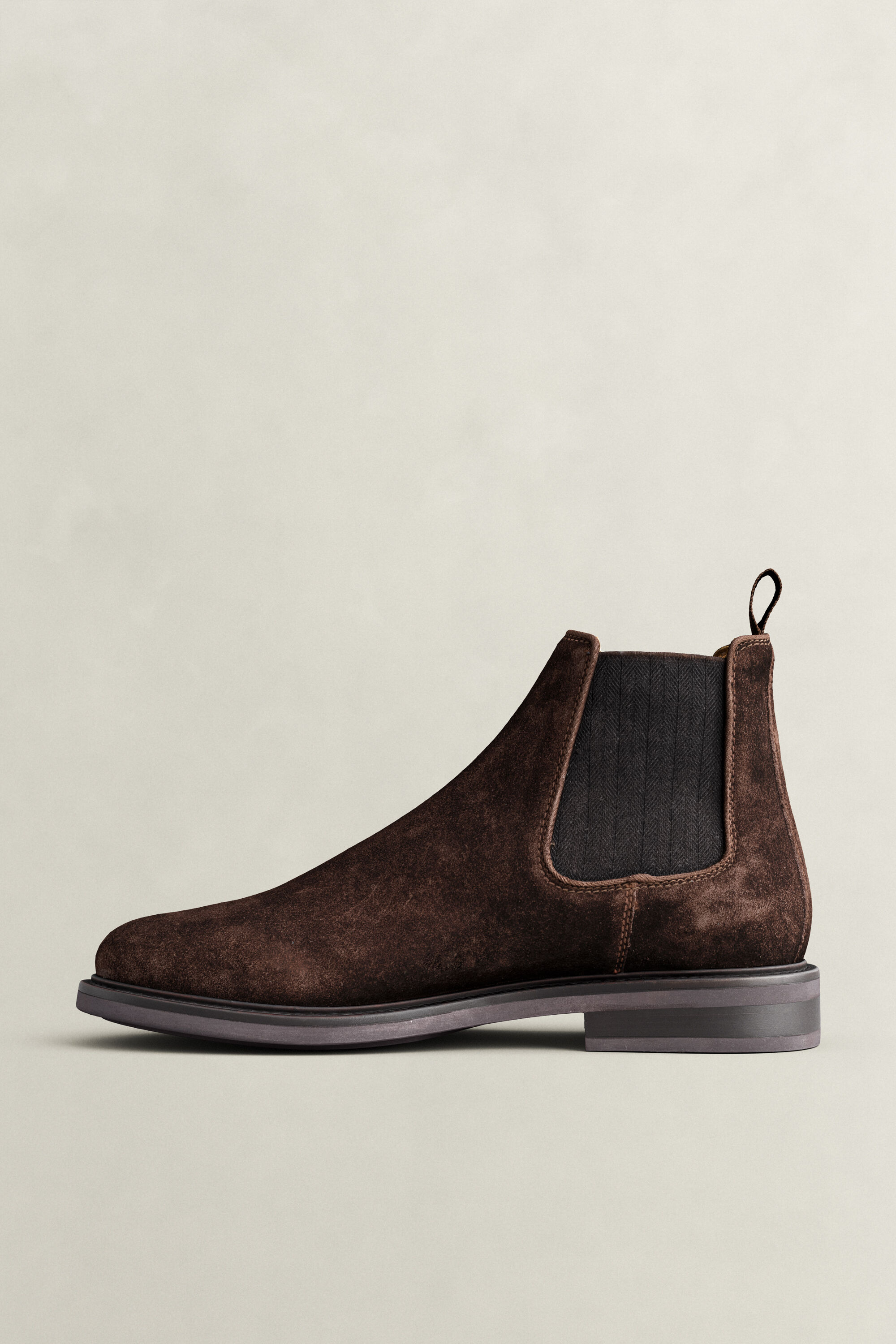 St Fairkon Chelsea Boot aus Veloursleder