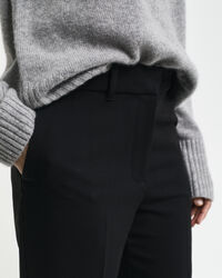 Slim Fit Slacks mit Schlag