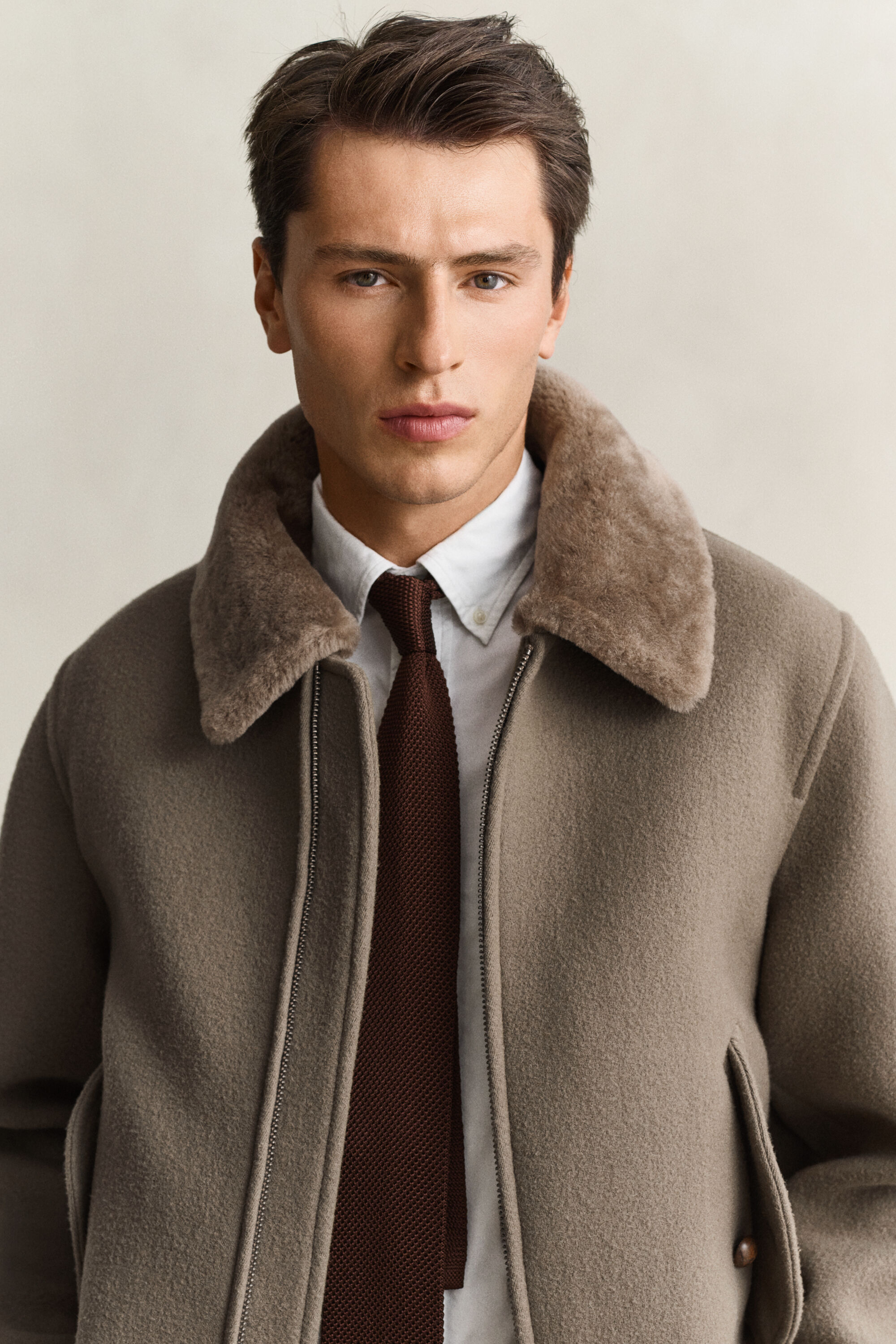 Fliegerjacke aus Wolle mit Shearlingesatz