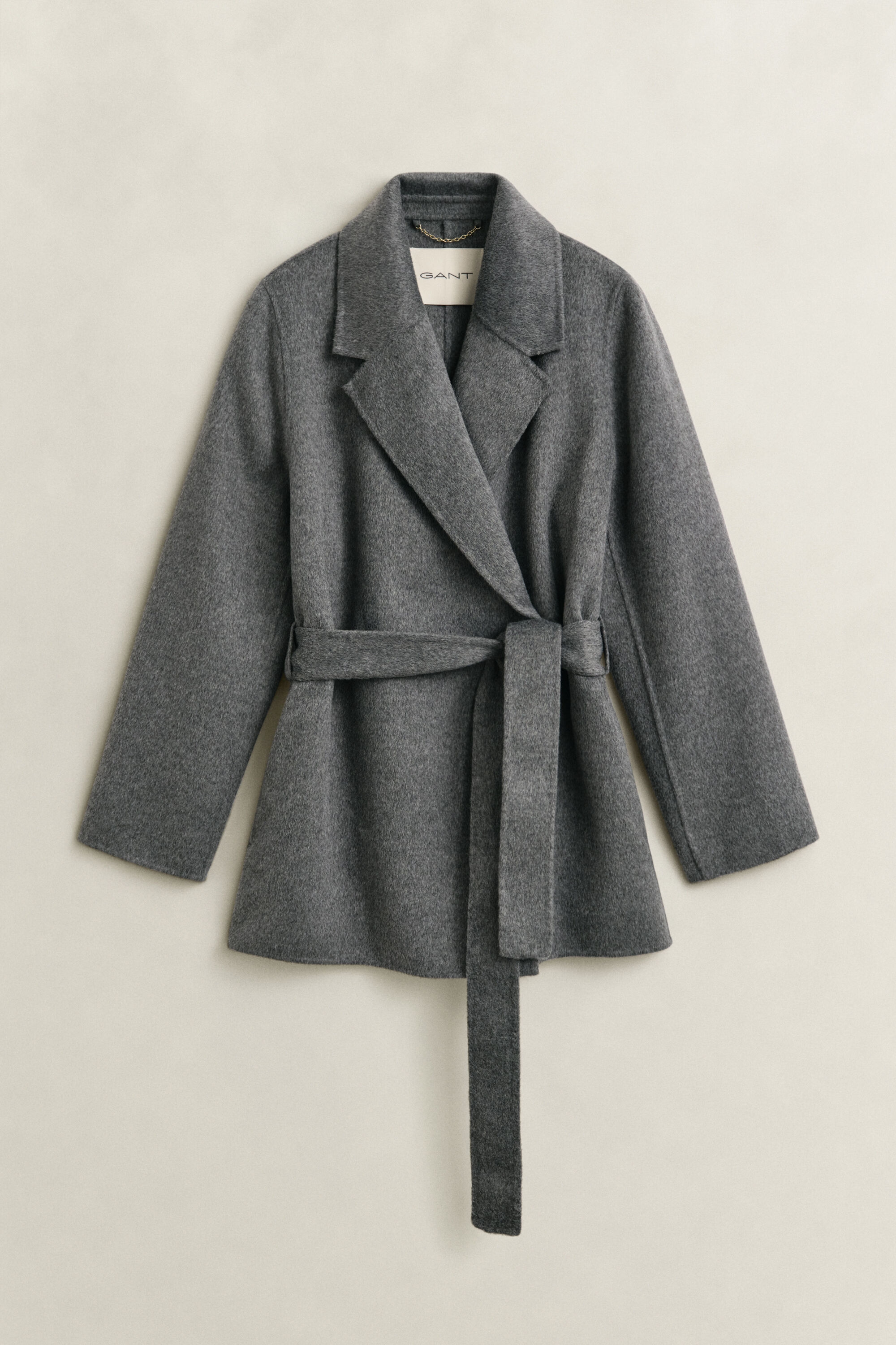 Handgenähte Jacke mit Gürtel