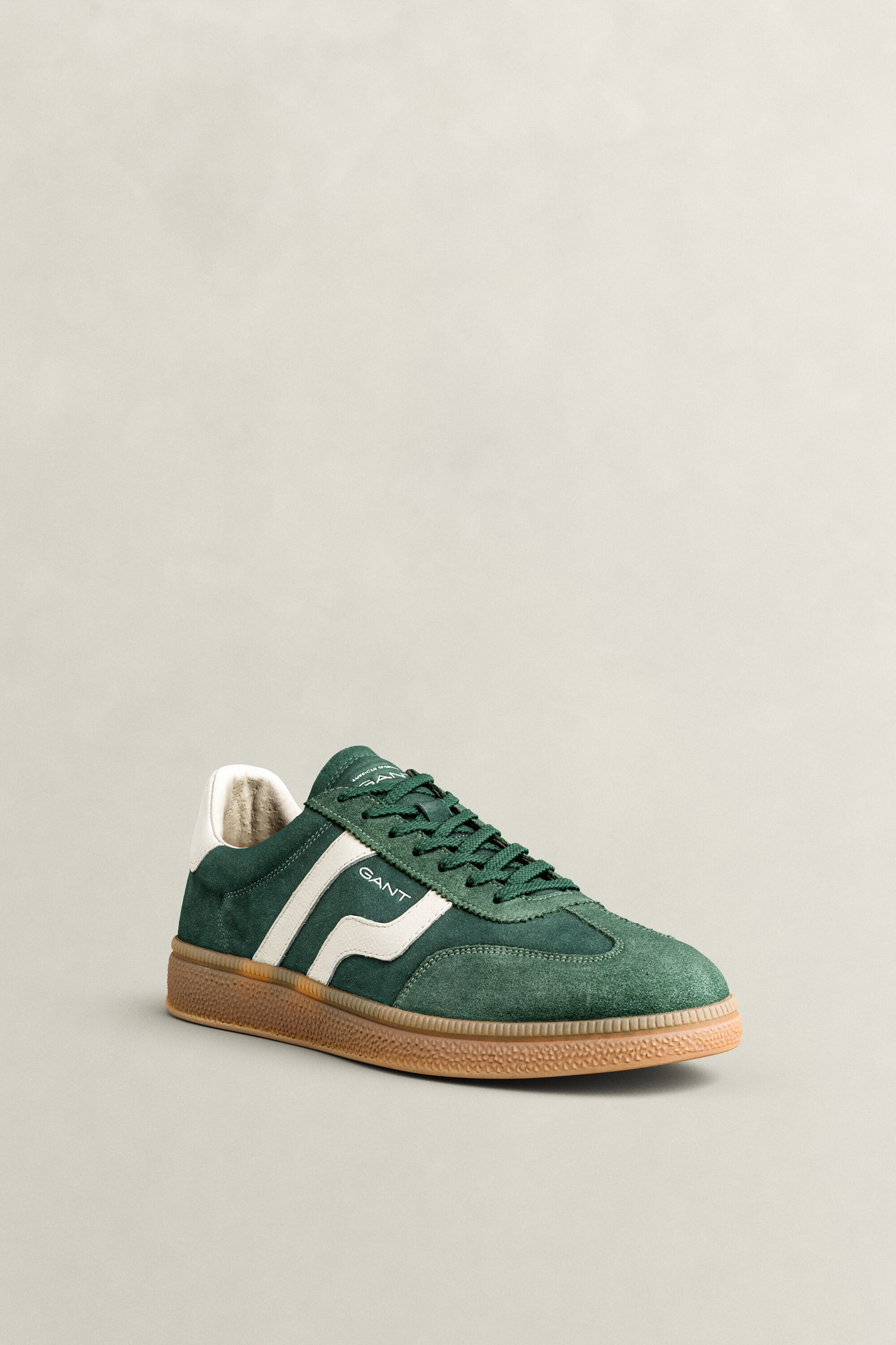 Cuzmo Sneaker aus Veloursleder