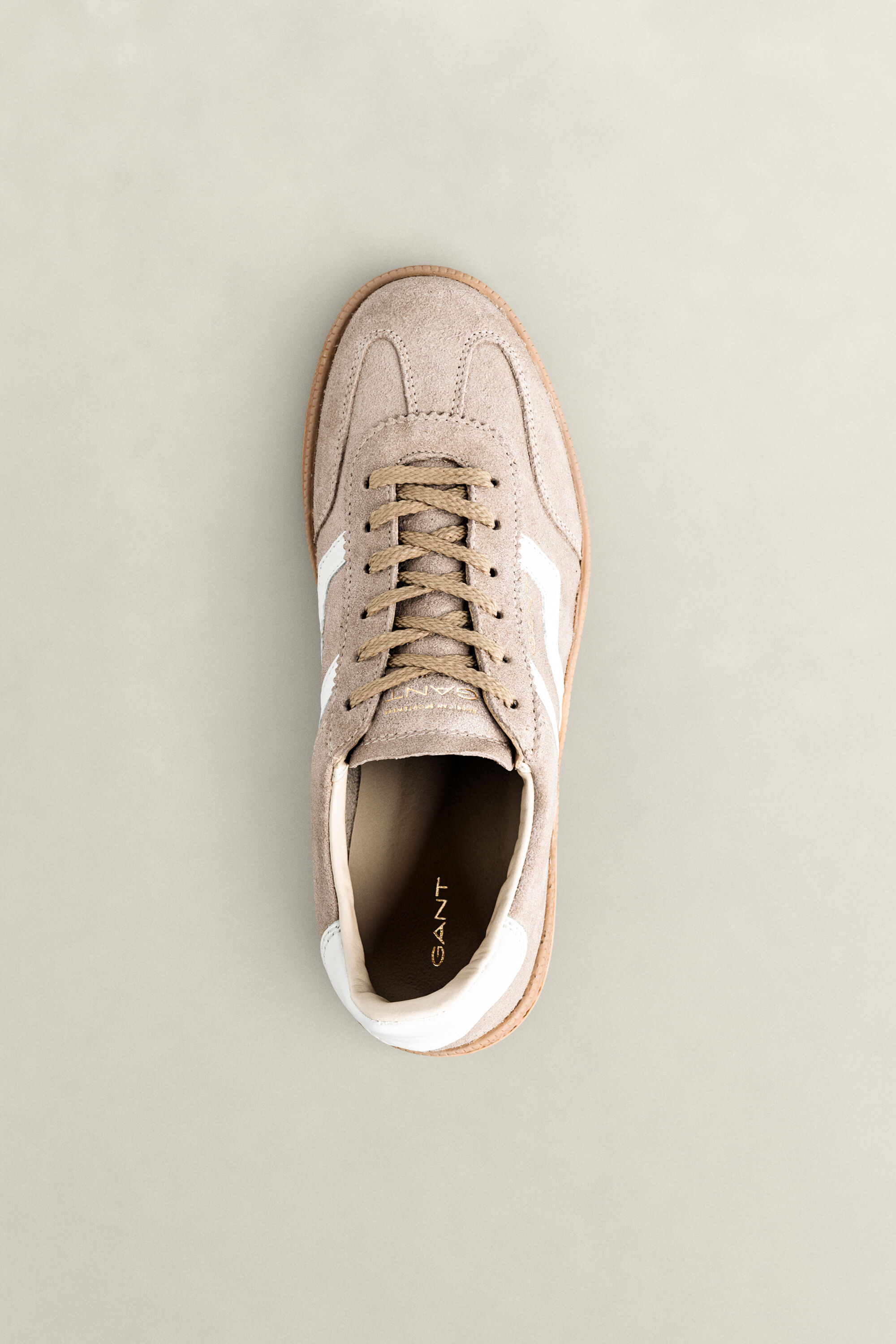 Cuzima Sneaker aus Veloursleder