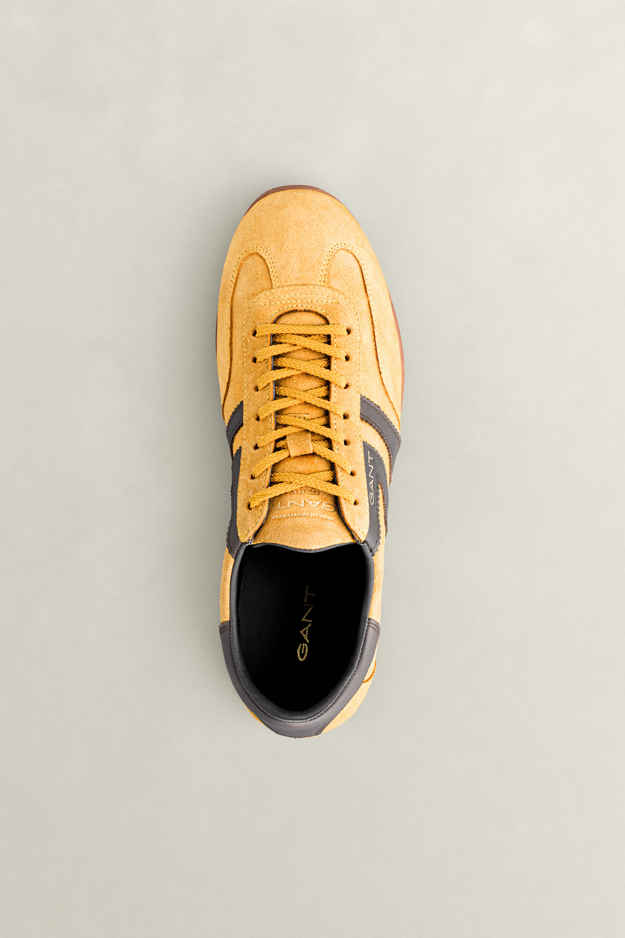 Spearclub Sneaker aus Veloursleder