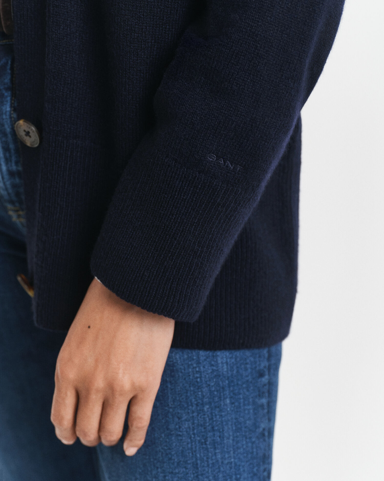 Strickjacke aus Wolle mit Kaschmiranteil