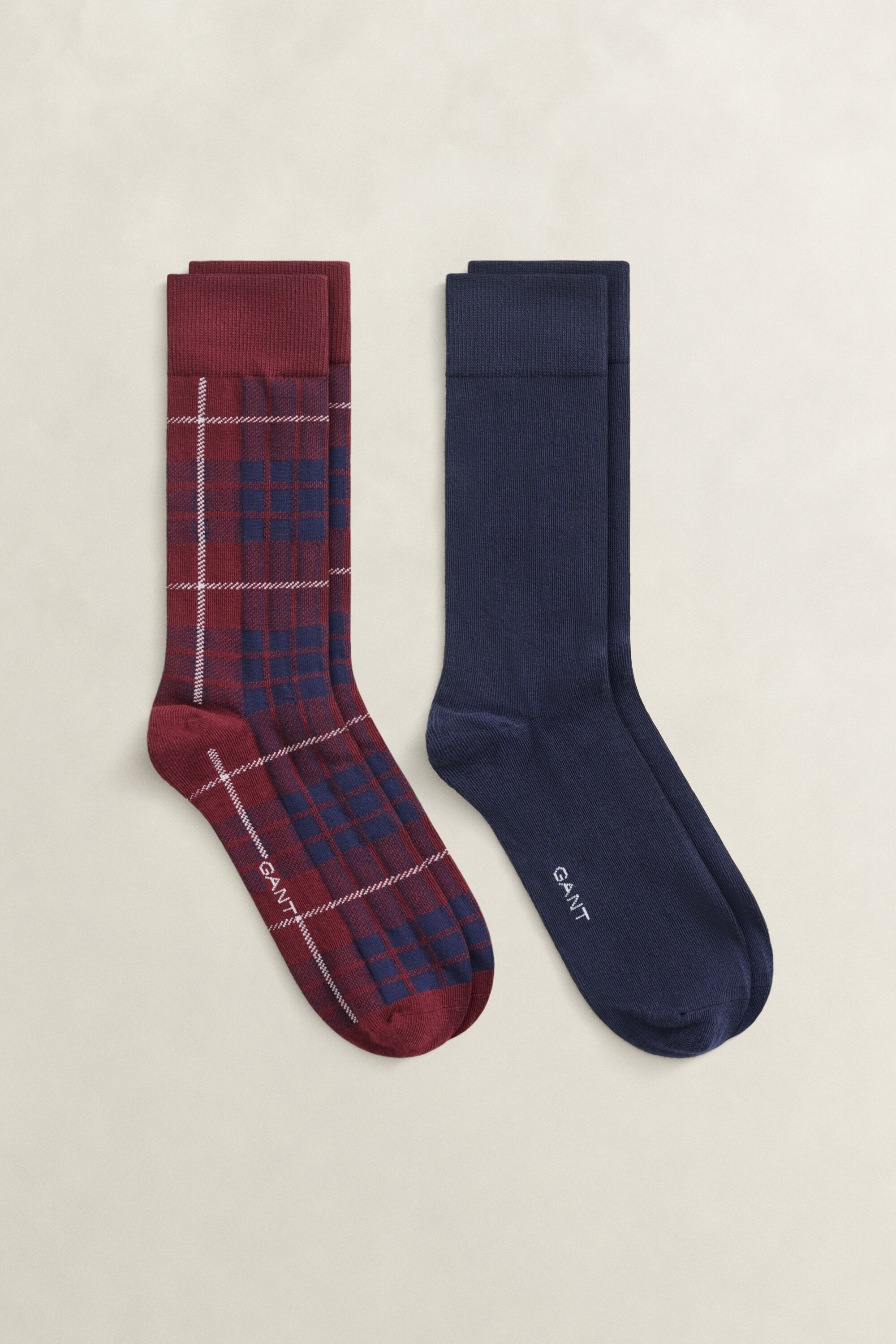 Zweierpack Socken mit Tartan-Muster in Geschenkbox