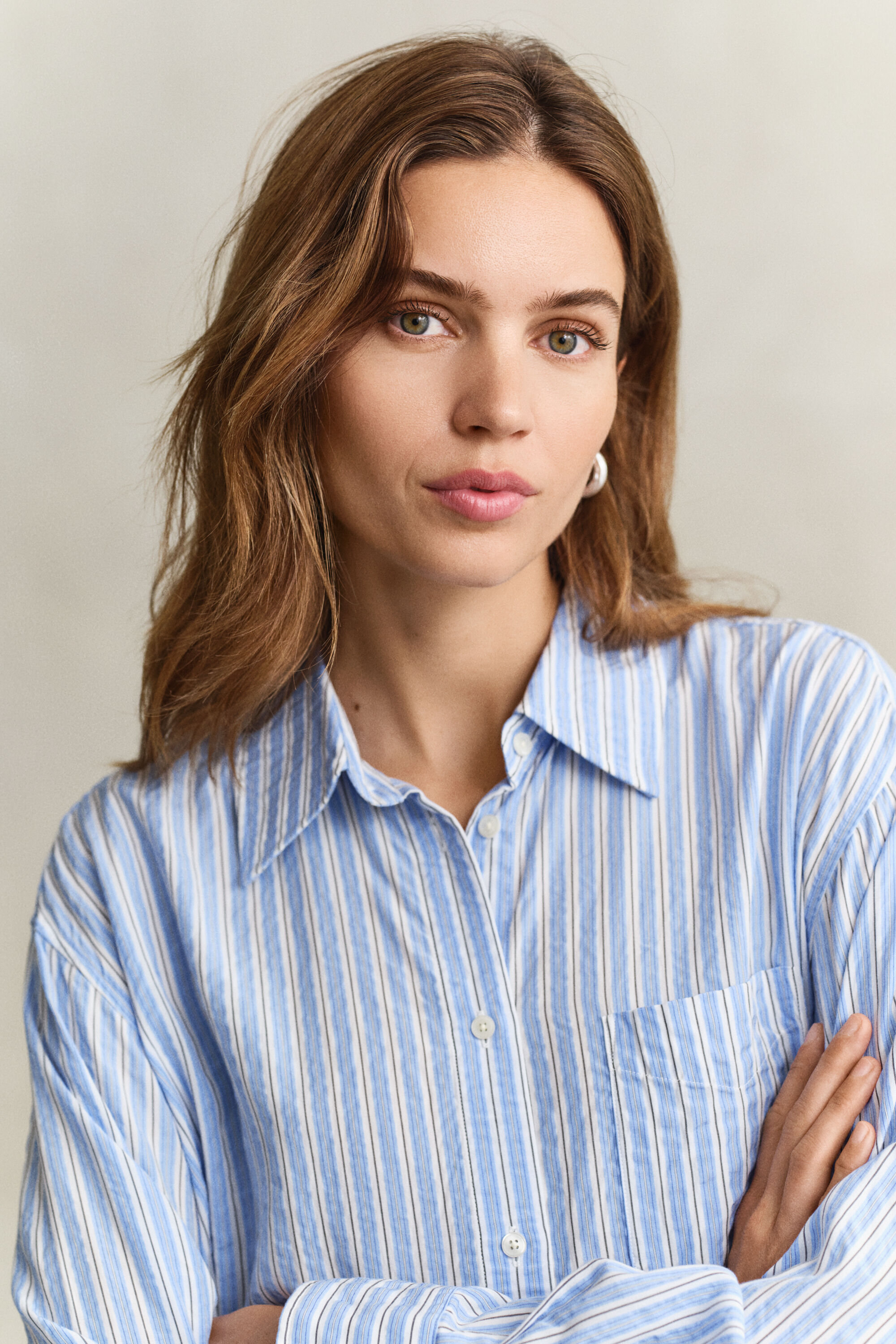 Gestreiftes Seersucker Hemdblusenkleid