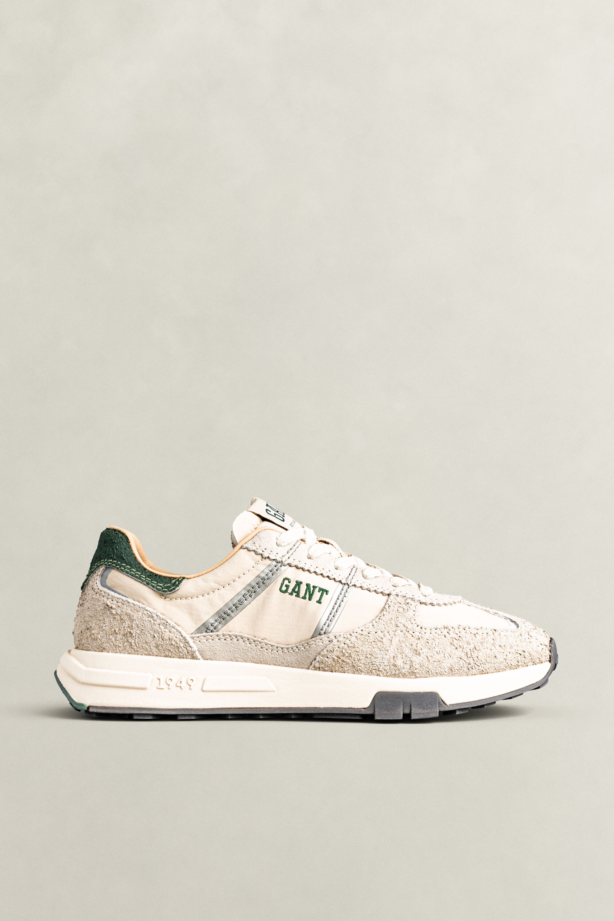 Youtron Sneaker aus Veloursleder
