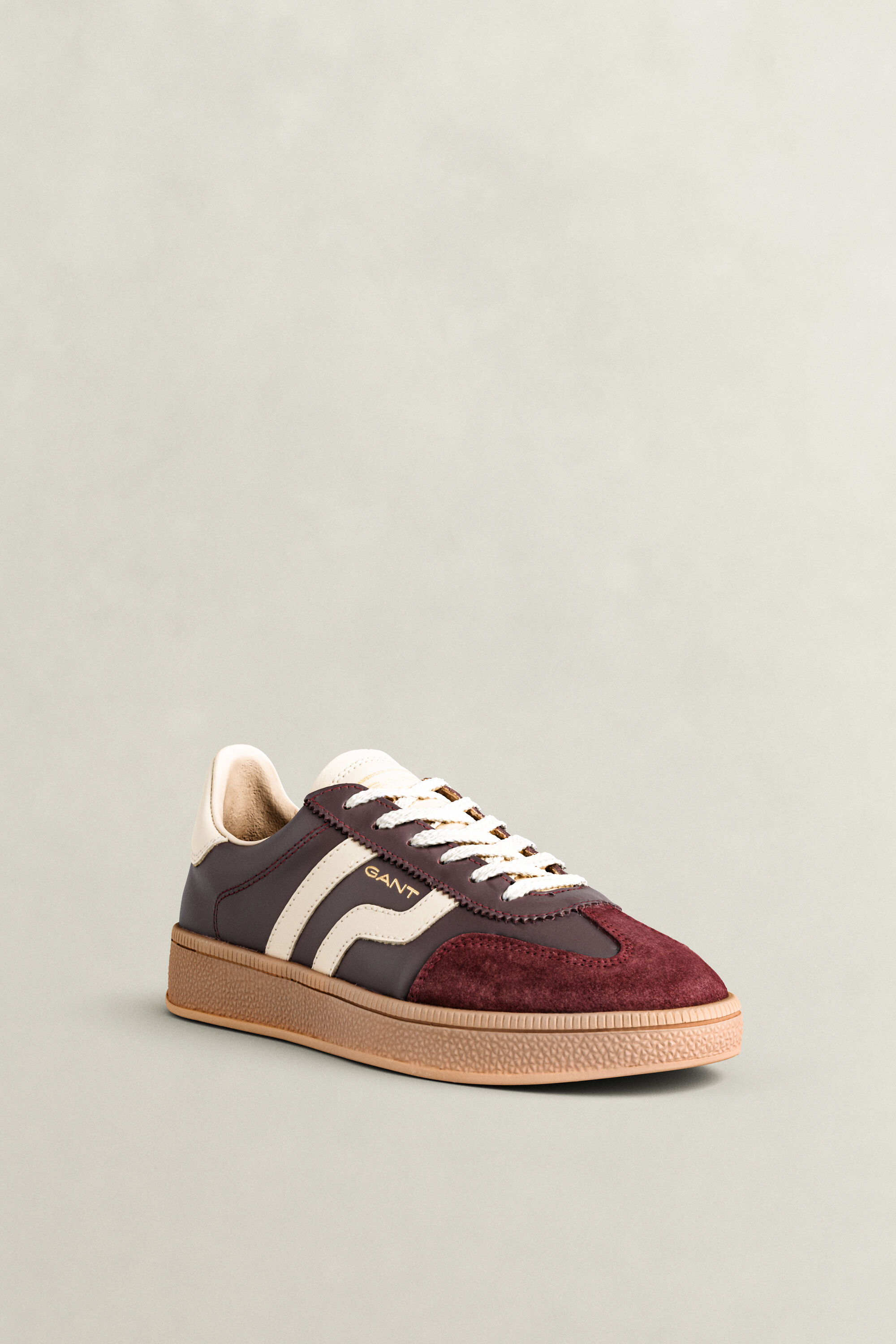 Cuzima Sneaker aus Veloursleder