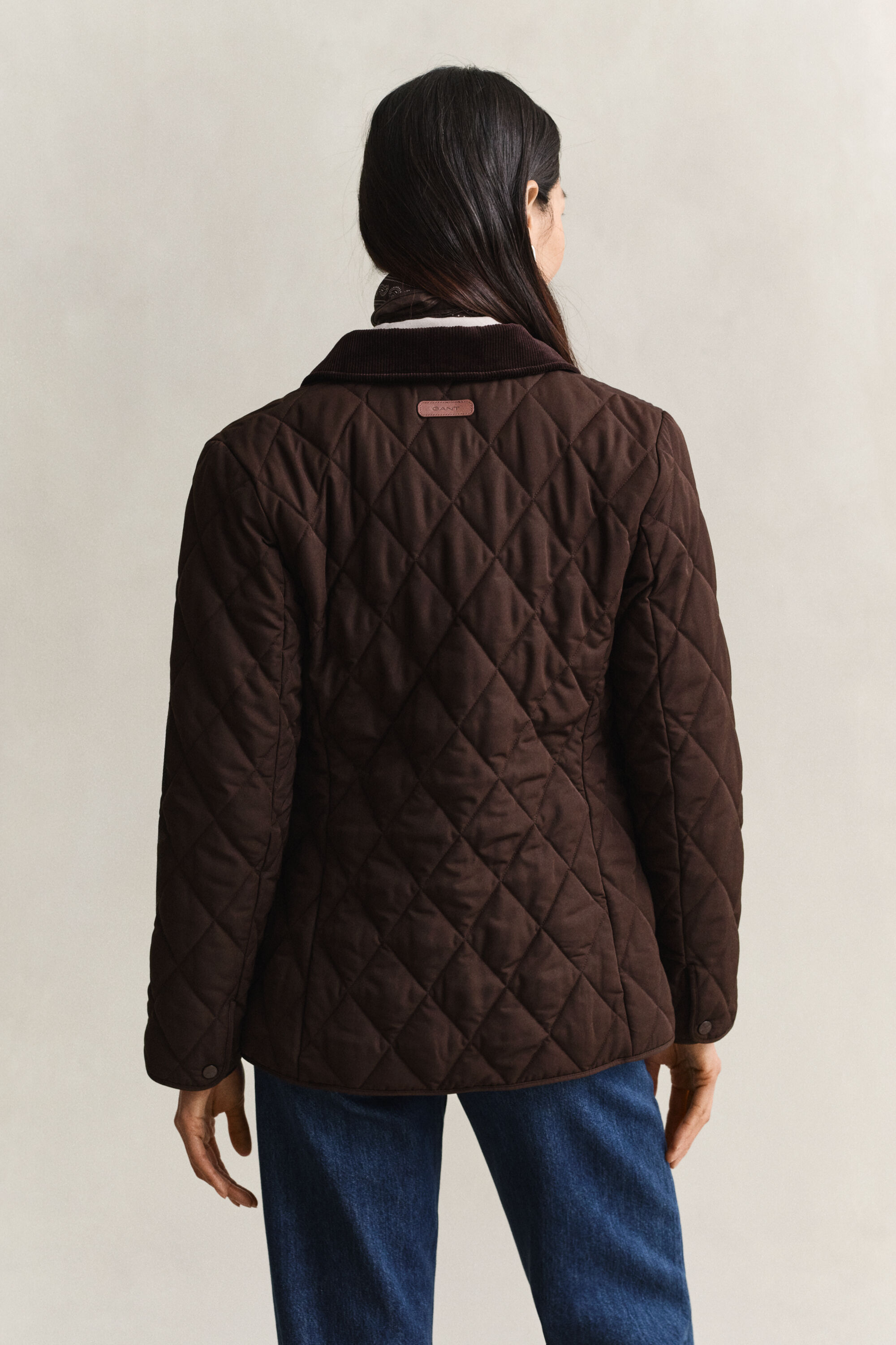 Taillierte Steppjacke
