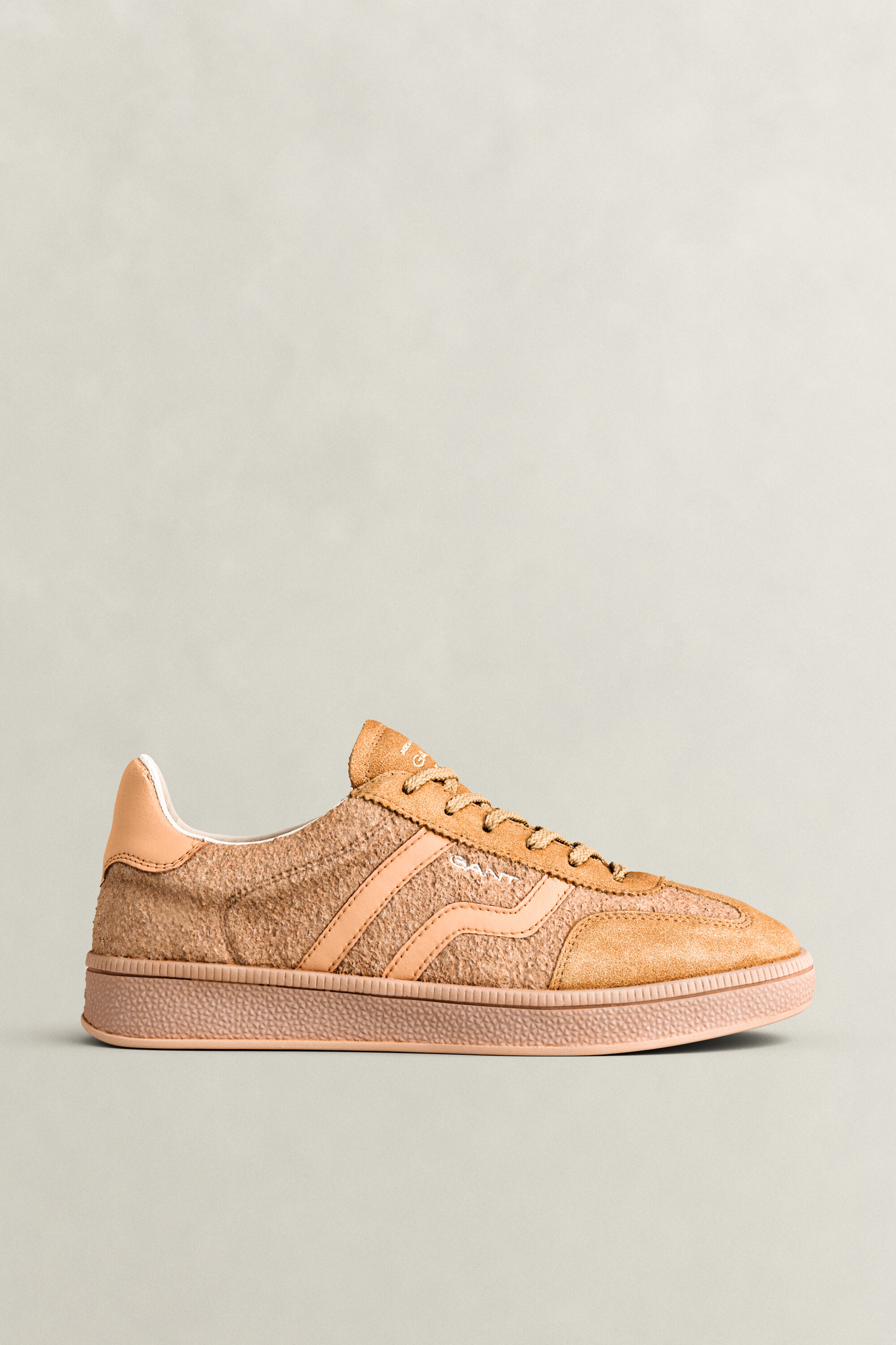 Cuzima Sneaker aus Wolle und Veloursleder