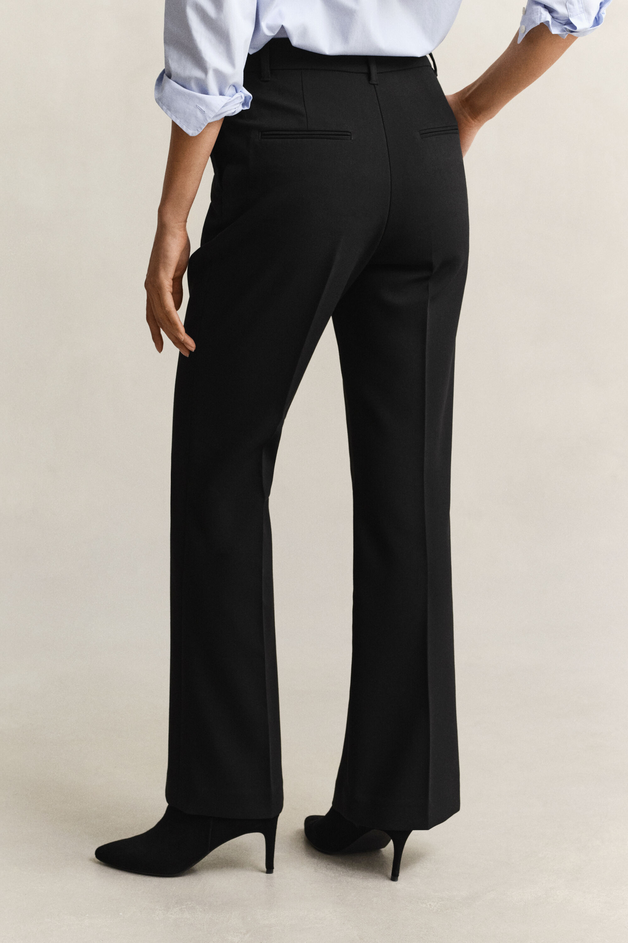 Ausgestelle Slim Fit Slacks