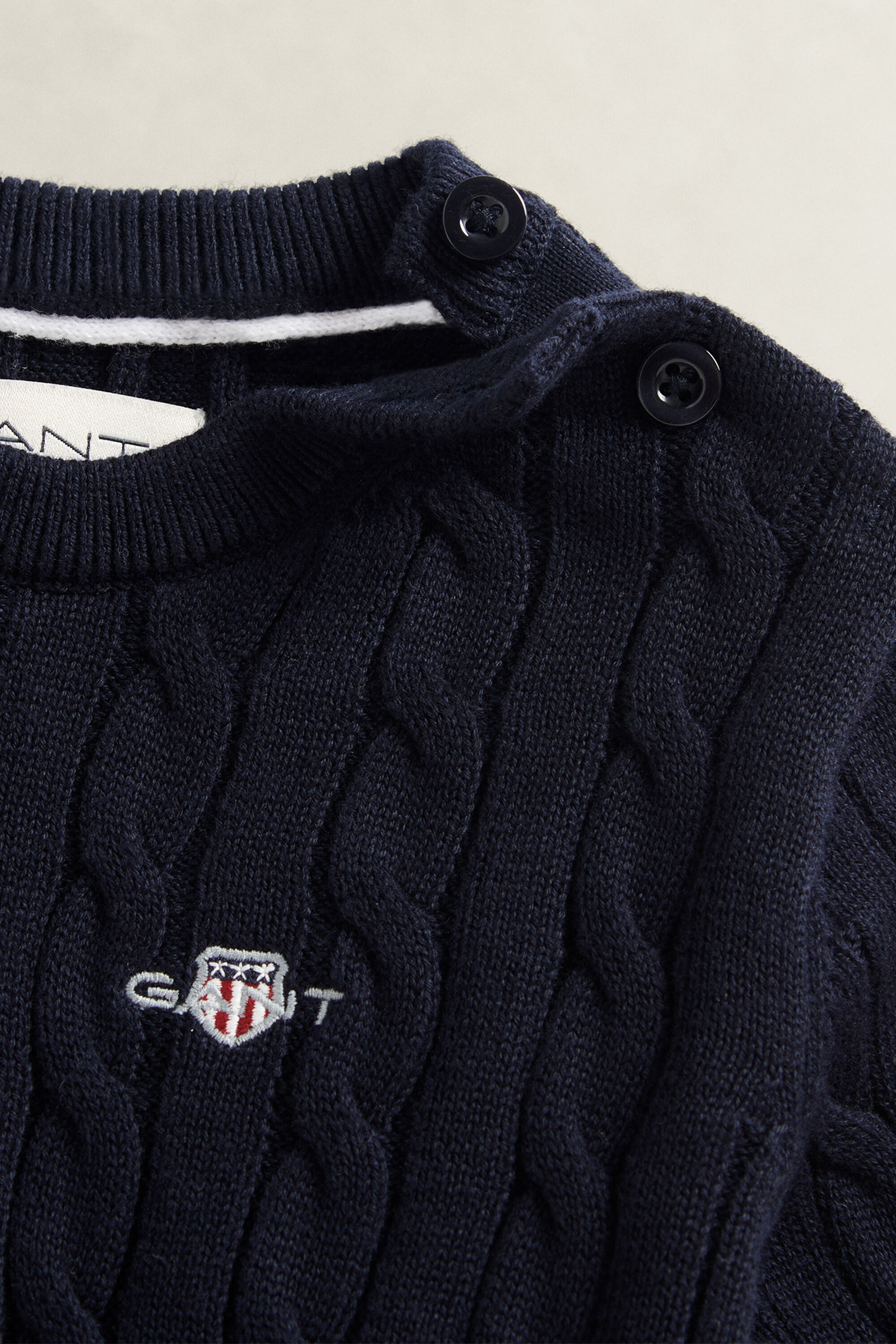 Girls Shield Pullover mit Zopfstrickmuster