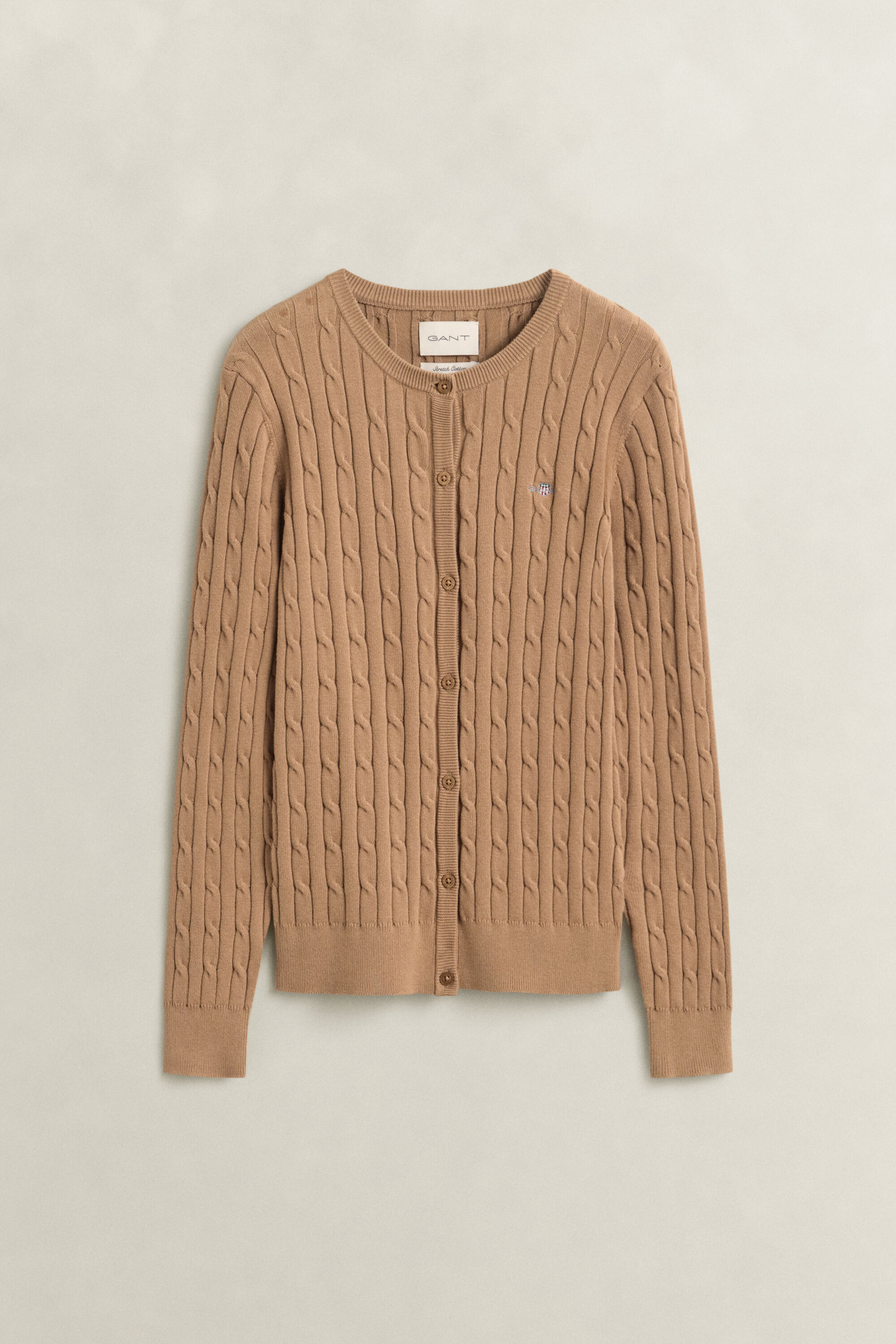 Strickjacke mit Zopfmuster