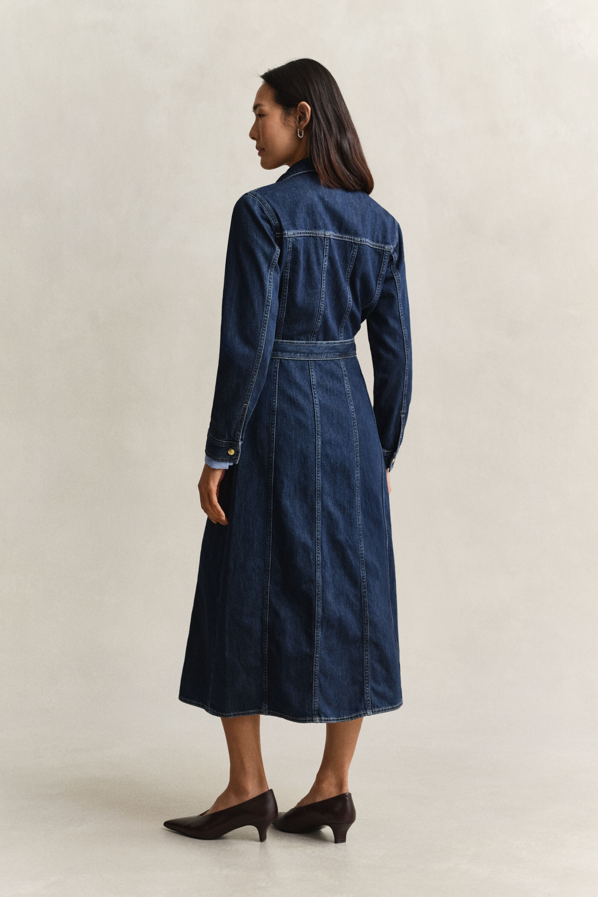 Jeans-Midikleid mit Gürtel