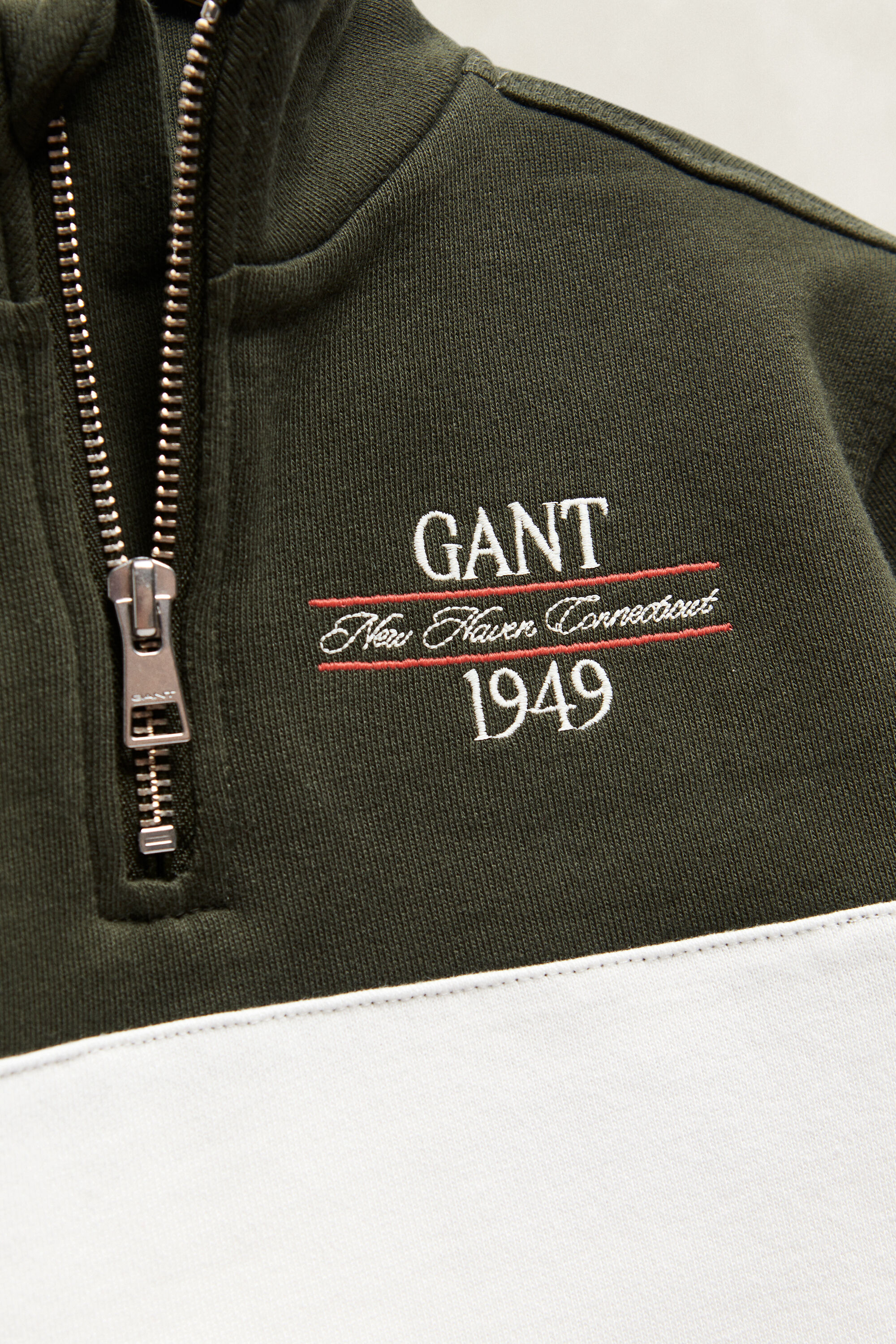 Boys Set mit Sweatshirt mit Reißverschlusskragen und Sweathose