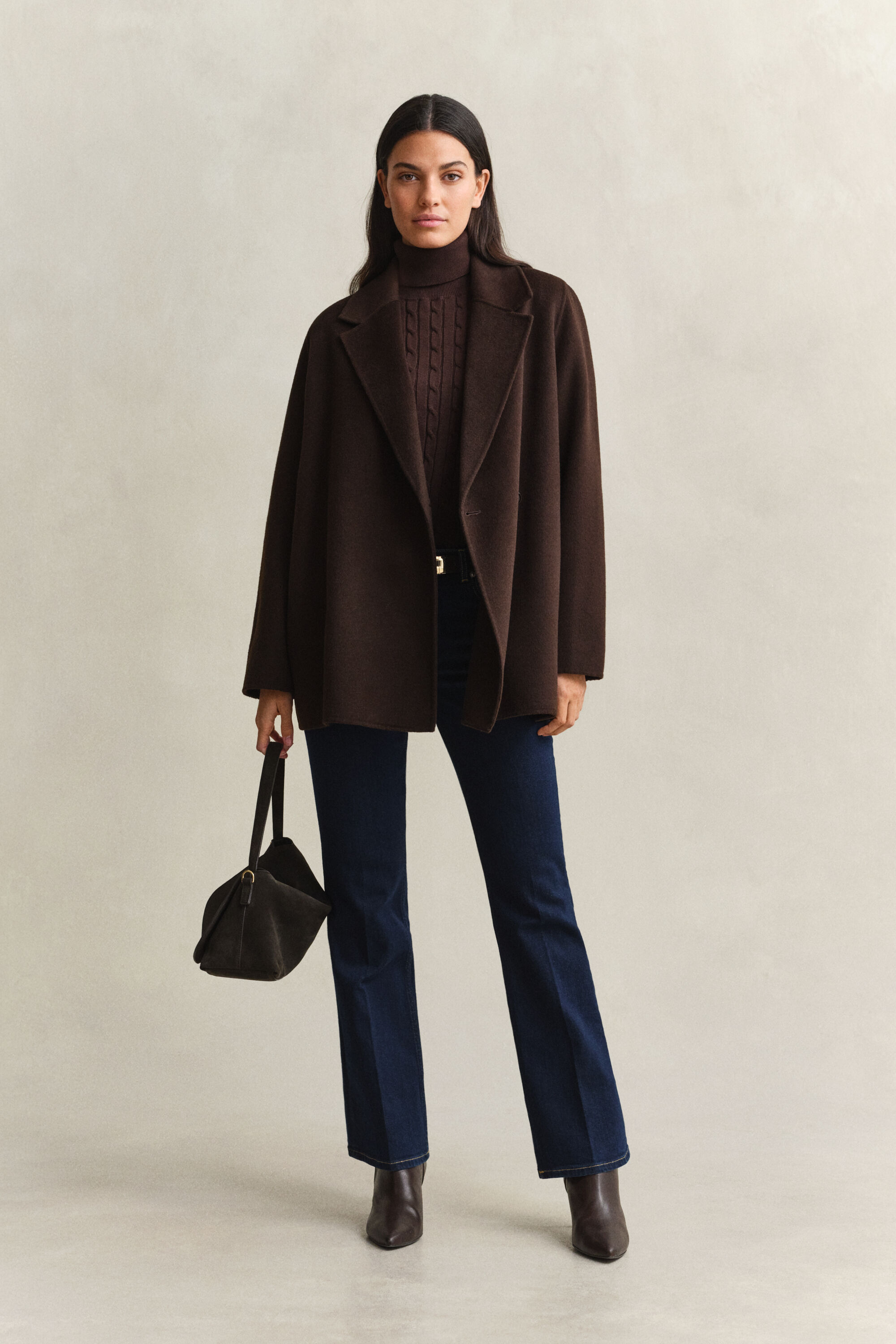Handgenähte Jacke mit Gürtel