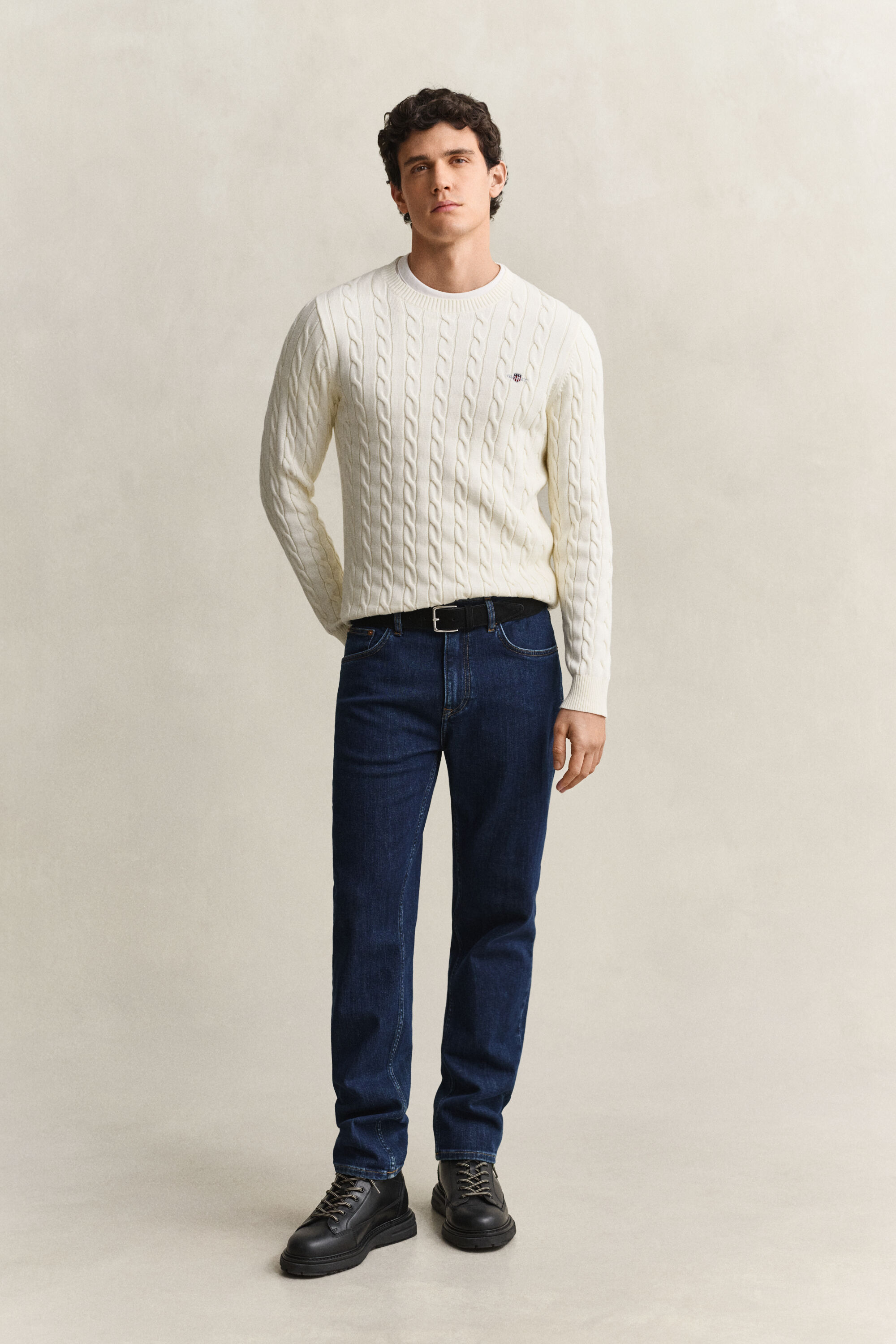 Regular Fit Clean Wash Jeans
