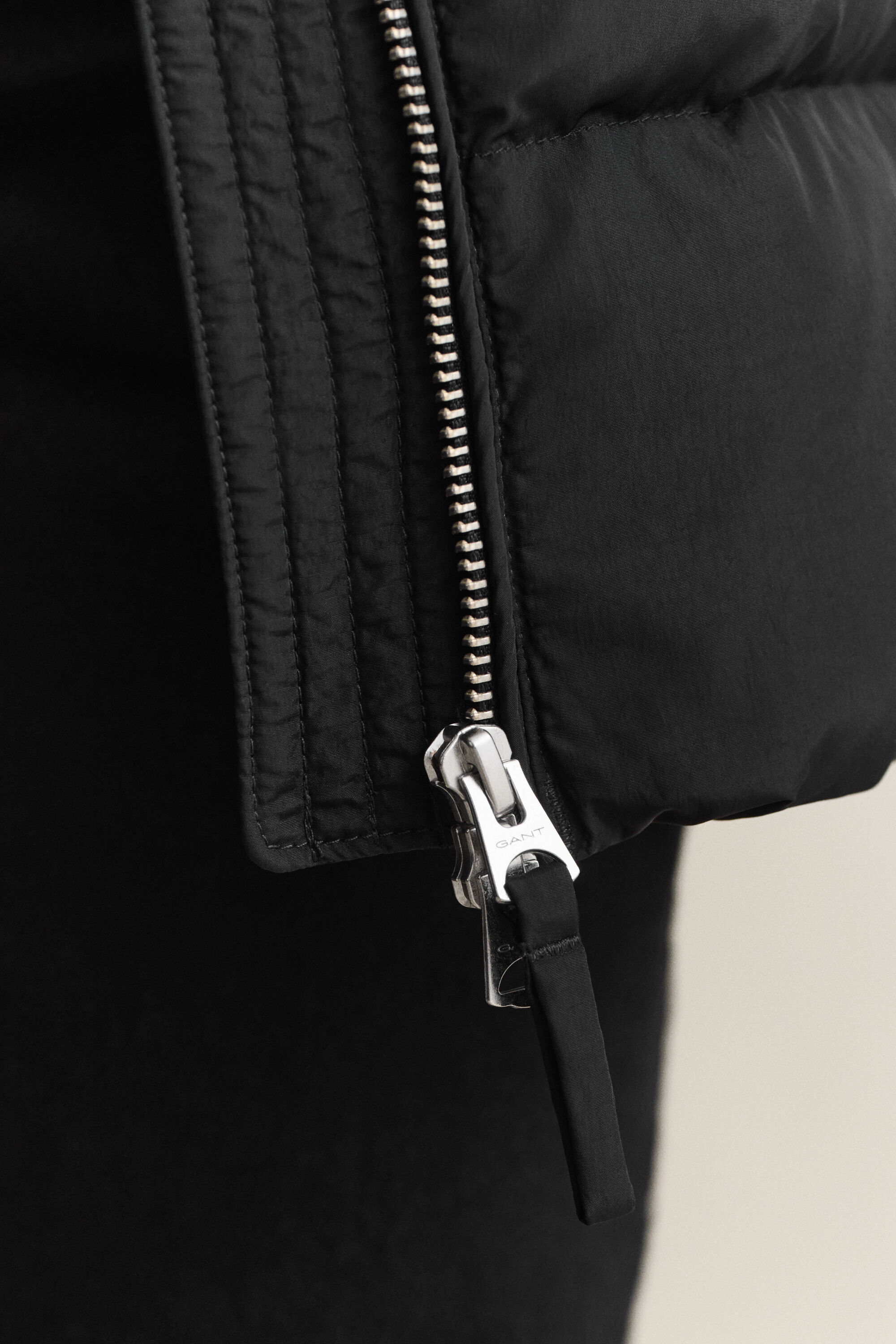 Mittelschwere Daunenjacke