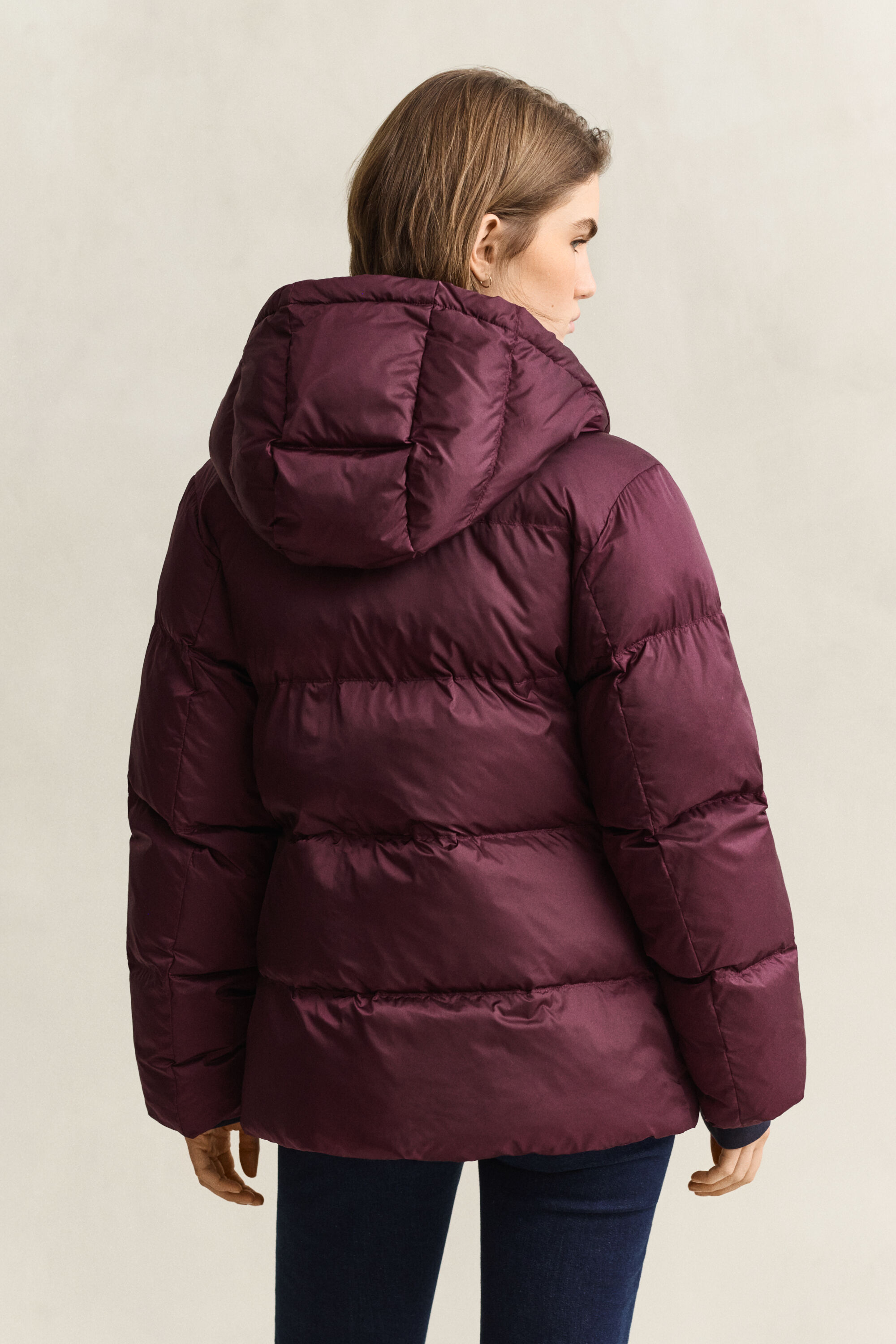 Steppjacke mit mittlerer Wattierung