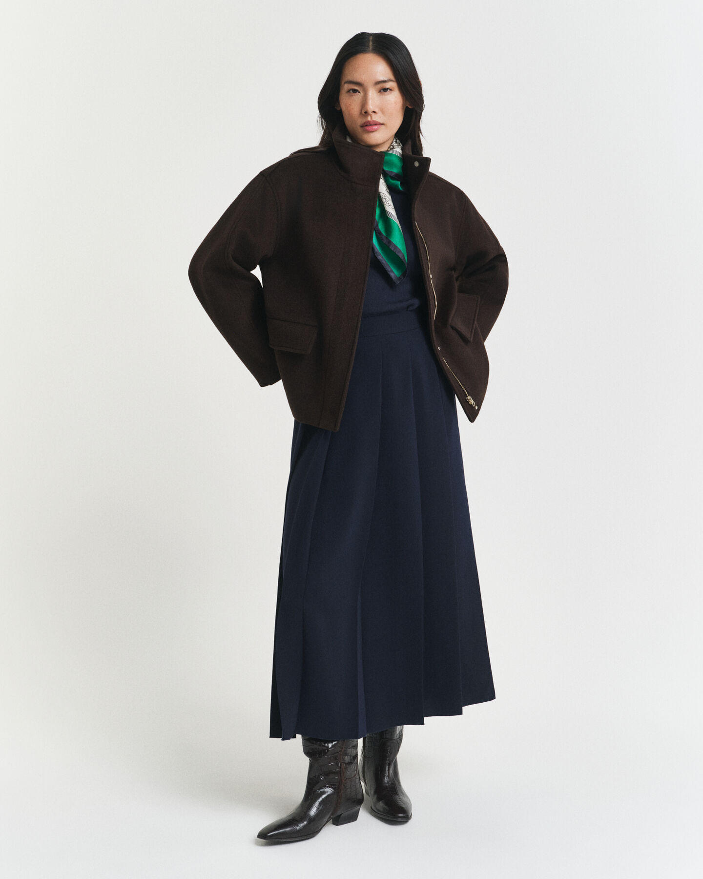 Kurze Rei&szlig;verschlussjacke aus Wolle