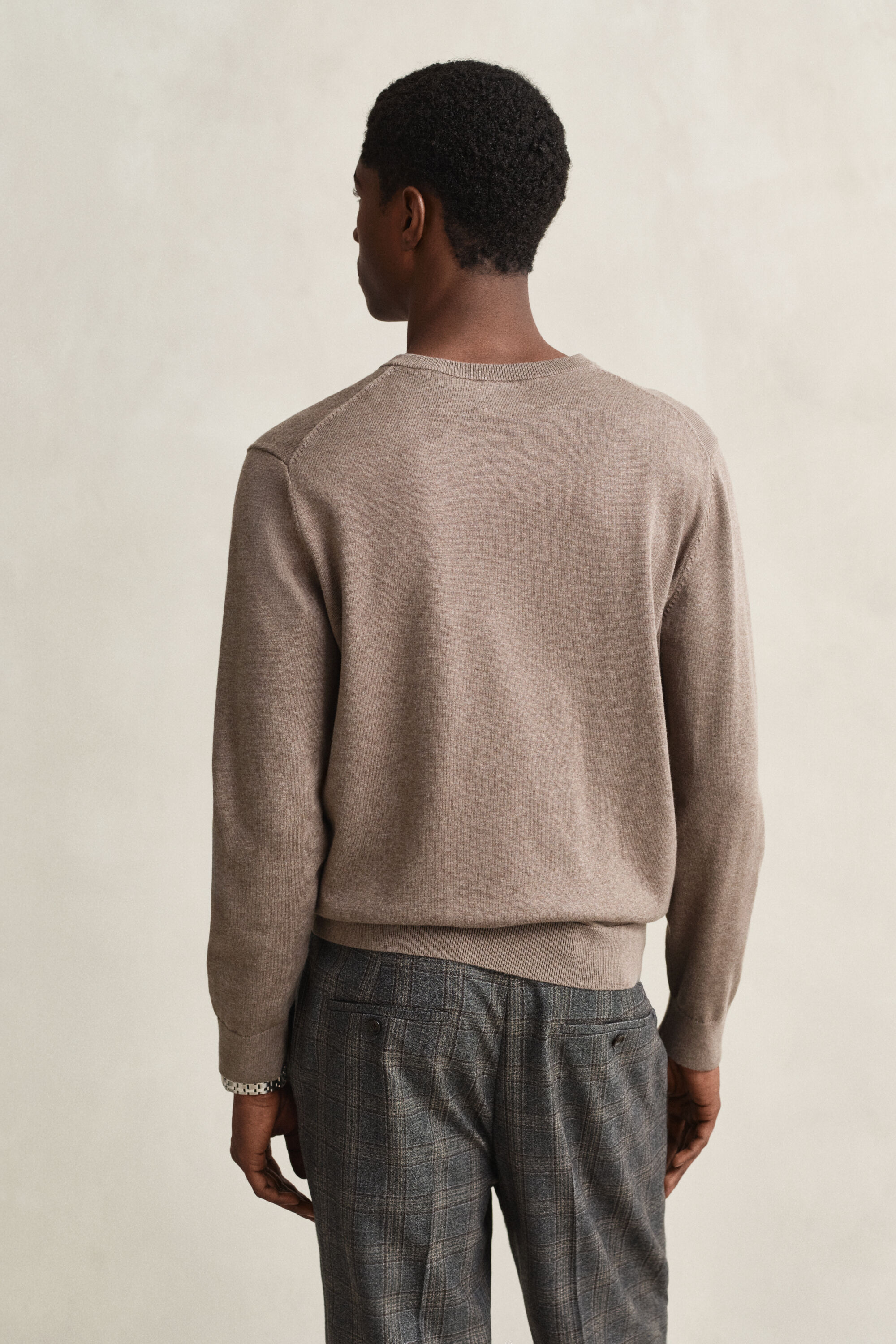 Klassischer V-Neck Pullover aus Baumwolle