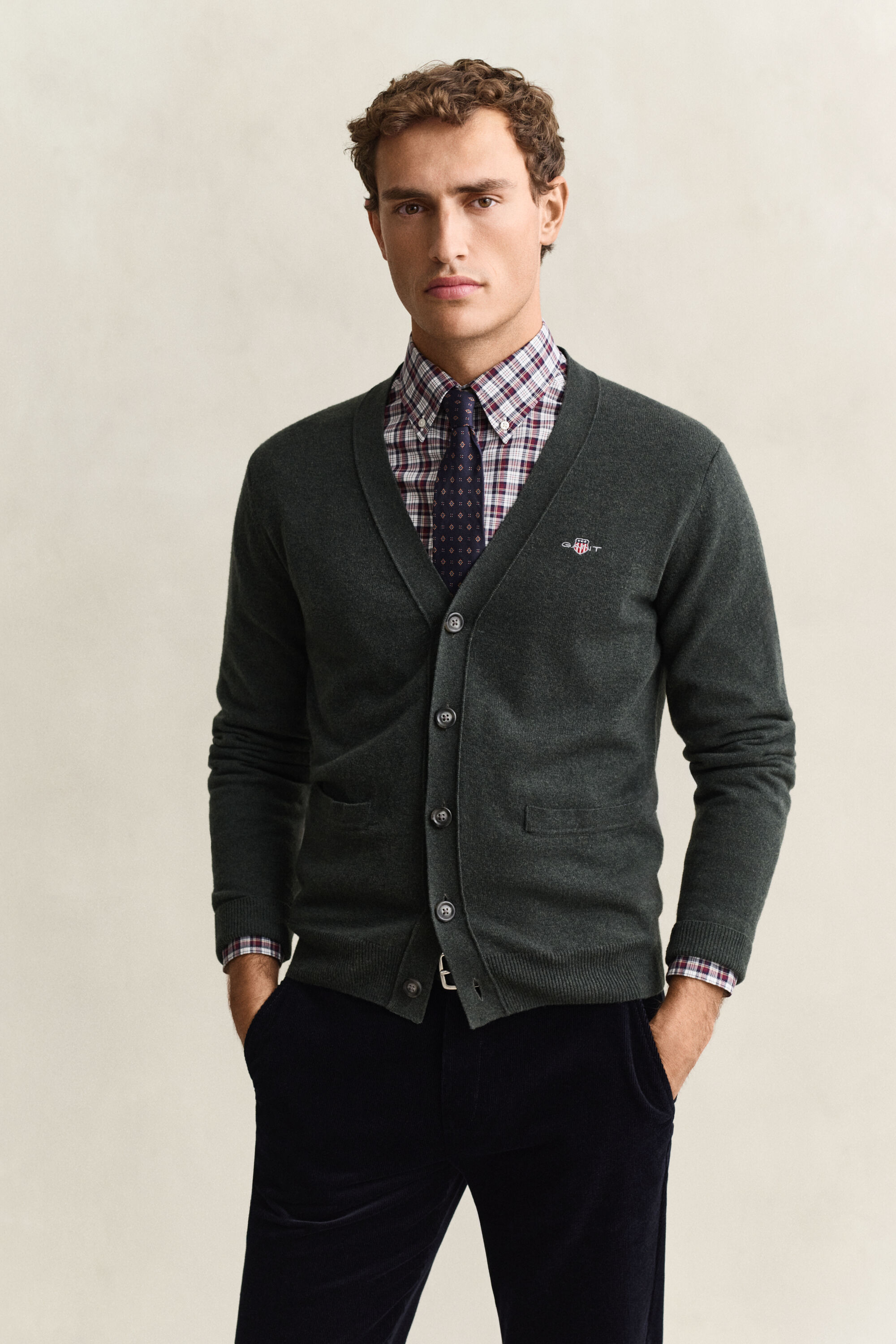 V-Neck Strickjacke aus Lambswool