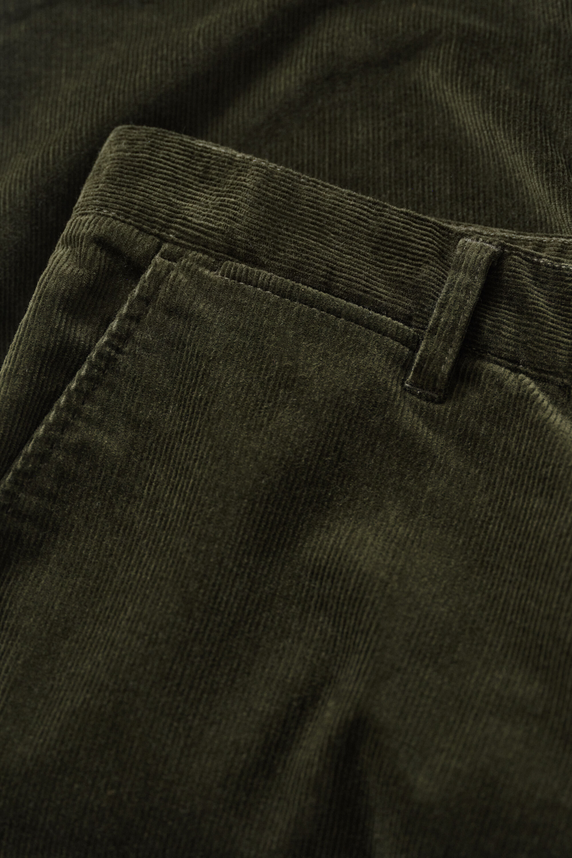 Slim Fit Cord Chinohose