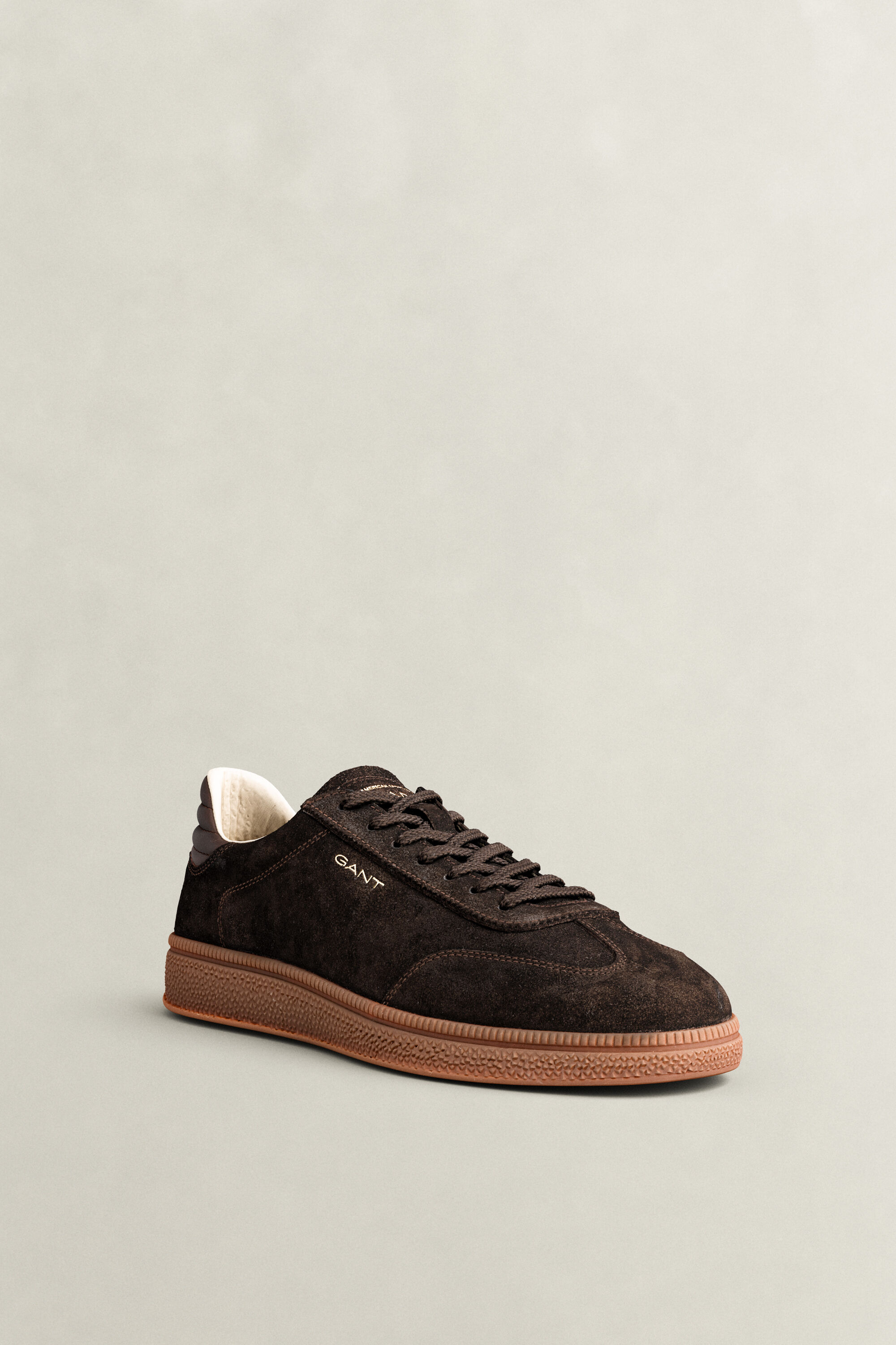 Cuzmo Sneaker aus Veloursleder
