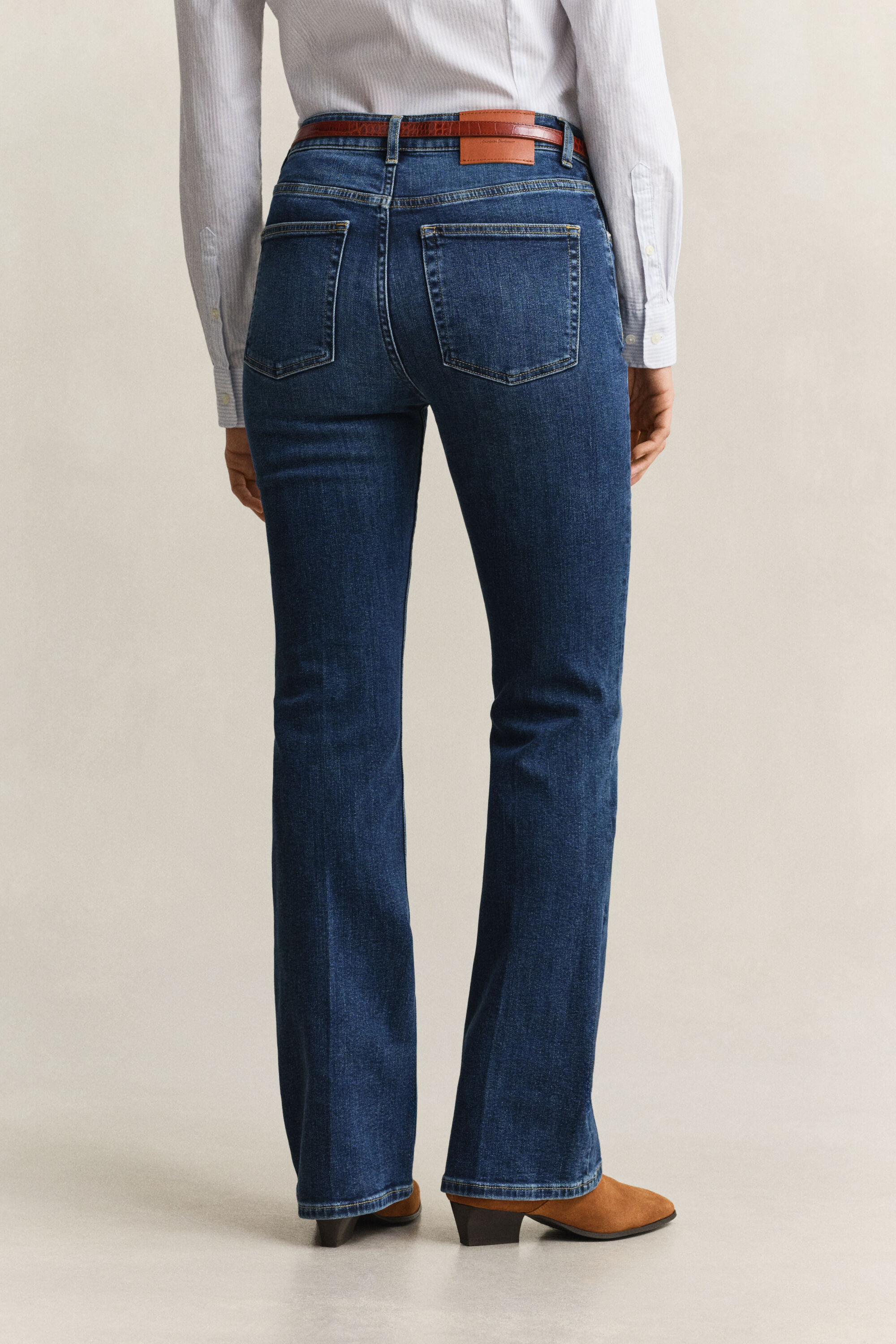 Ausgestellte Slim Fit Stretch-Jeans